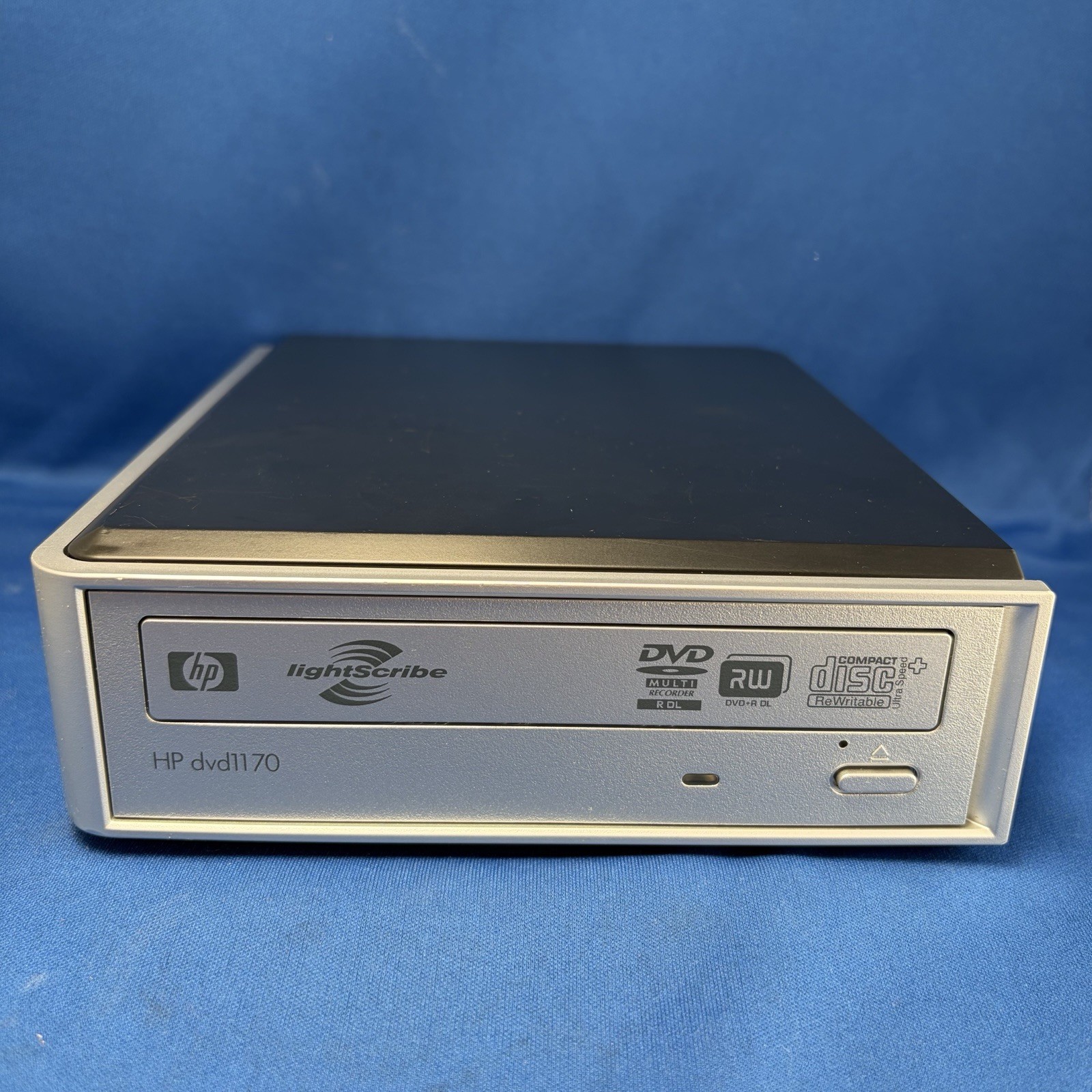 HP dvd1270e External Multiformat DVD CD RW Writer Lightscribe No Cables