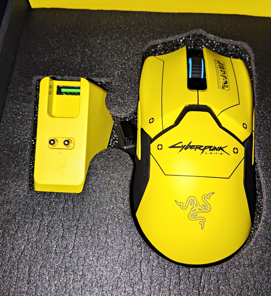 Razer Viper Ultimate Cyberpunk 2077 Wireless Gaming Mouse 20K DPI w/ Dock