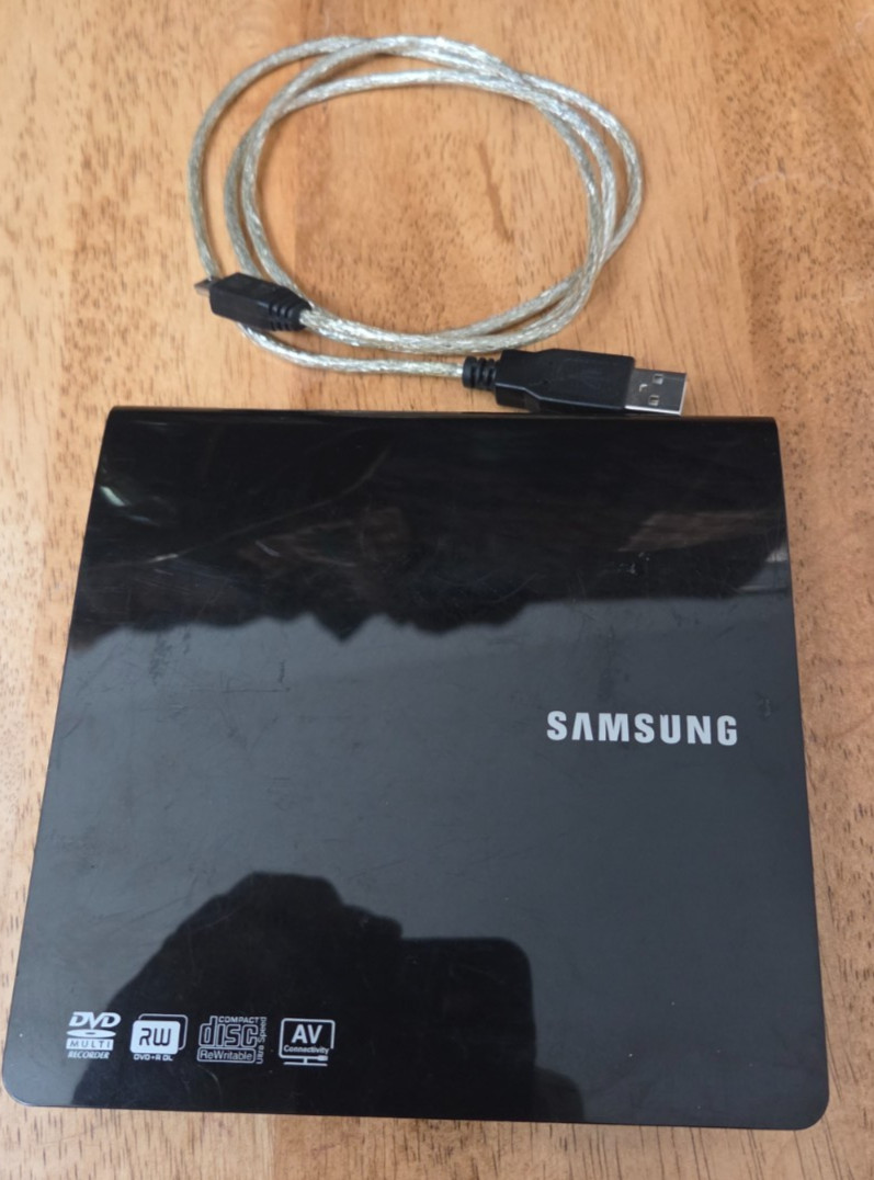 Samsung SE-208DB/TSBS Portable DVD Writer SE-208 W/ USB Cord