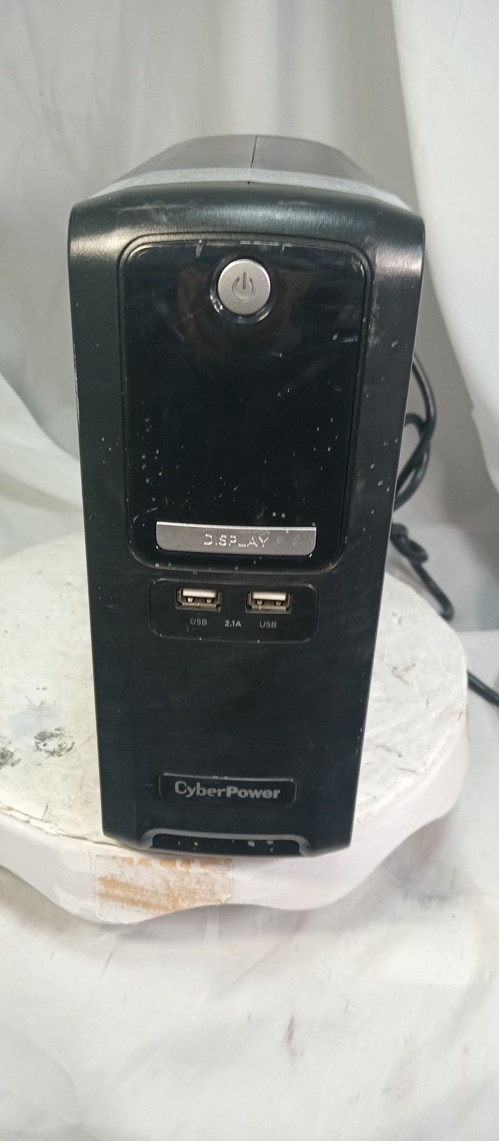 CyberPower CST135XLU 1350VA 810W UPS Battery Backup AVR