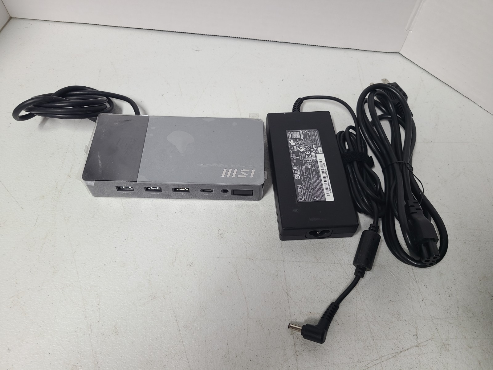MSI Docking Station Gen 2 MS-1P15 USB-C - With 7.5A Power Adapter
