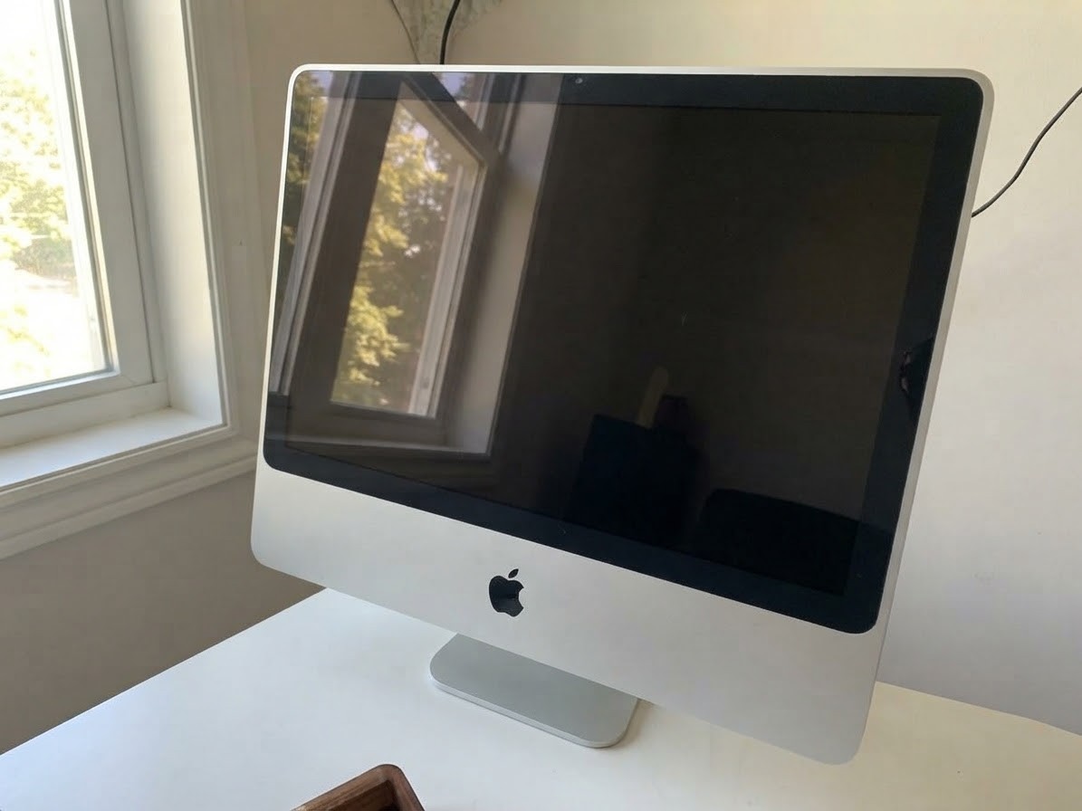 Apple iMac A1224 20" 2007 Core 2 Duo 2.0GHz 4GB 250GB Radeon 2400XT OS X 10.11