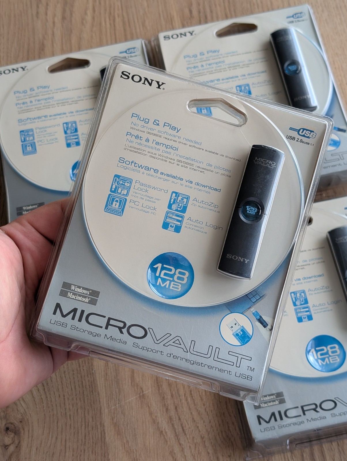 Vintage SONY MICRO VAULT USB 2.0 128MB (USM128EL) - New Sealed 1 Piece 