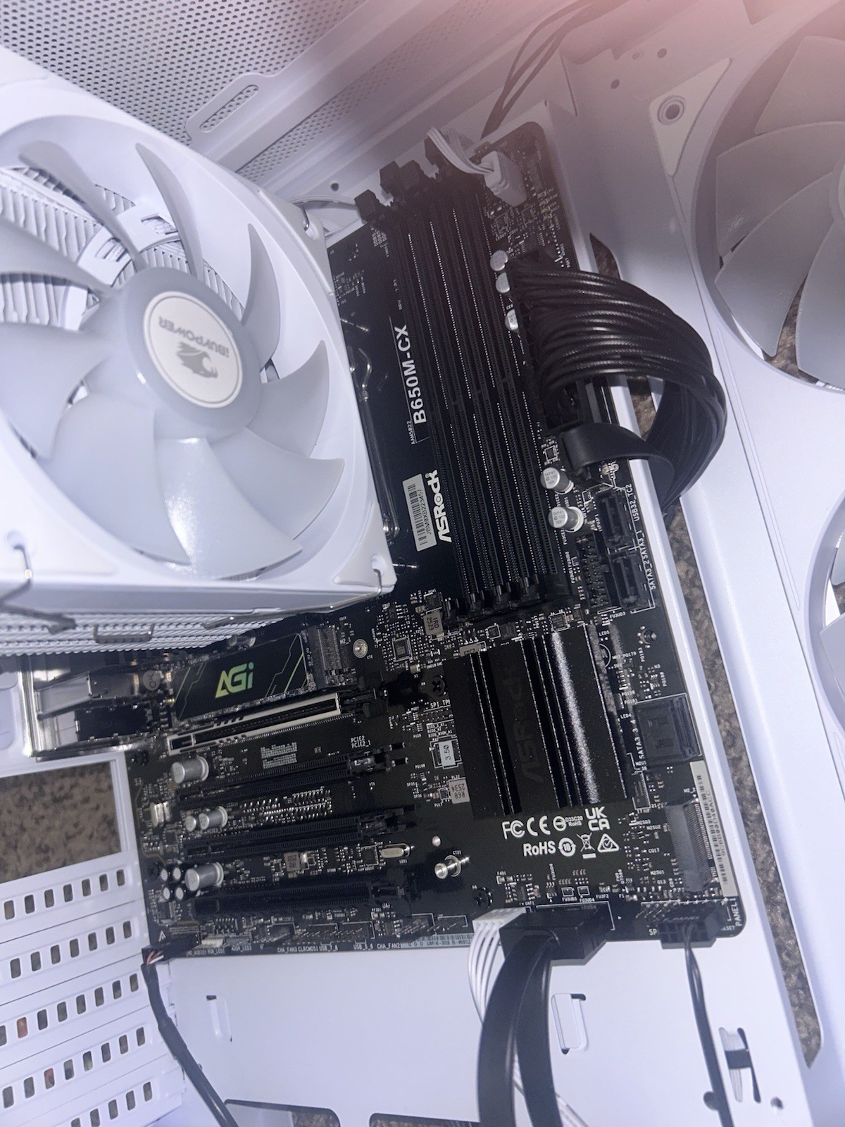 ASRock B650M-CX, ryzen 5 8400f,4 Memory Slots, 6500 XT 4gb, no ram no ssd no psu