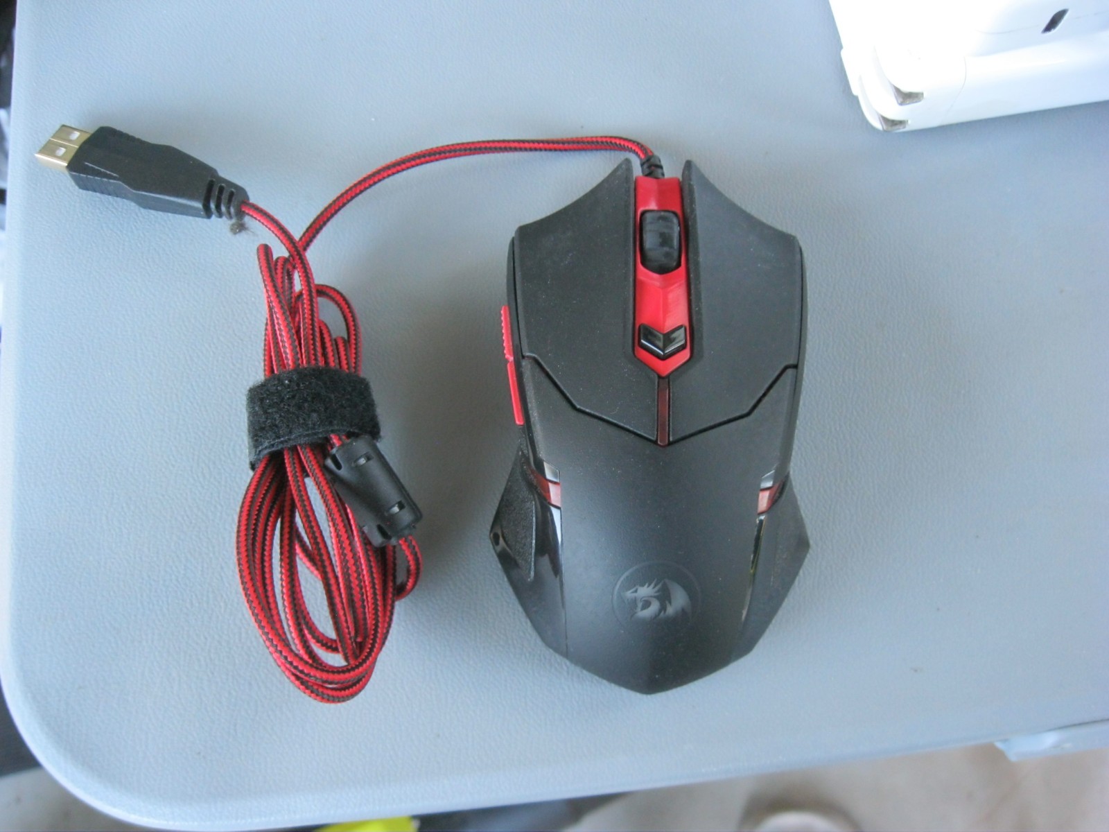 RedDragon Gaming Mouse USB Wired Optical  M601-3 3200 DPI with weights 