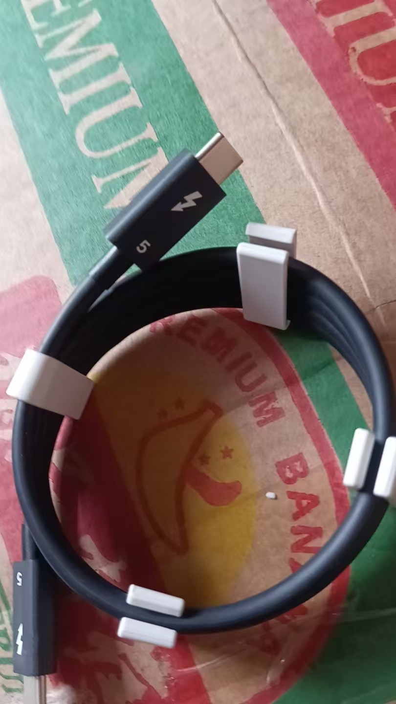 New Original LG Ultrafine 40WT95UF 5K2K Monitor EAD63988306 Thunderbolt 5 cable@