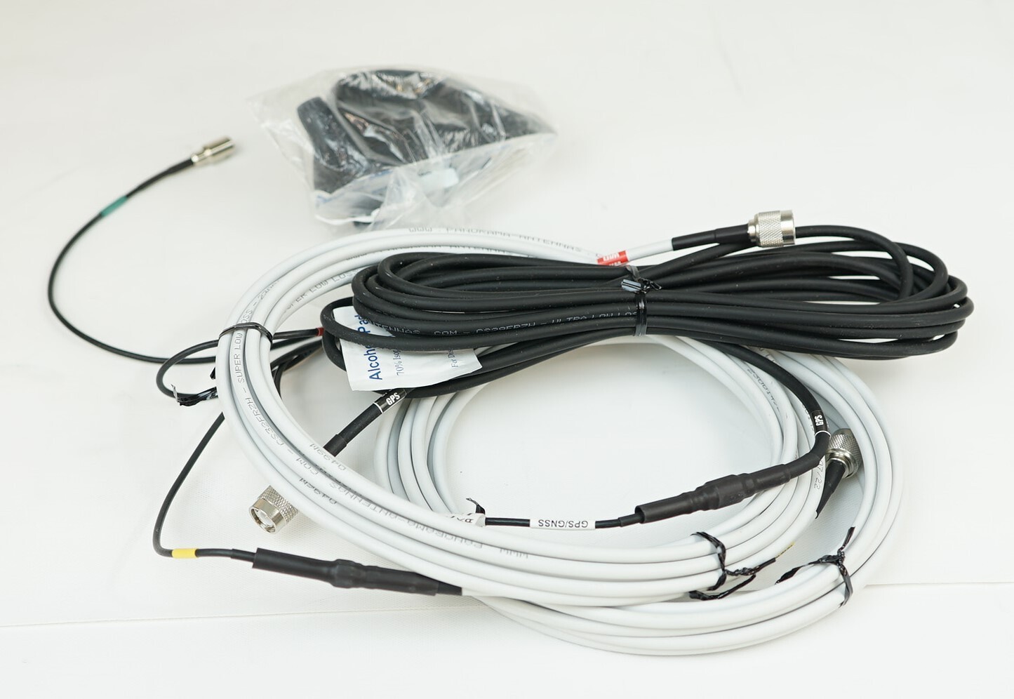 Panorama GPSB SHARKEE 3-1 Antenna for 2G, 3G, 4G LTE, 5G and Dual Band GP-IN2768