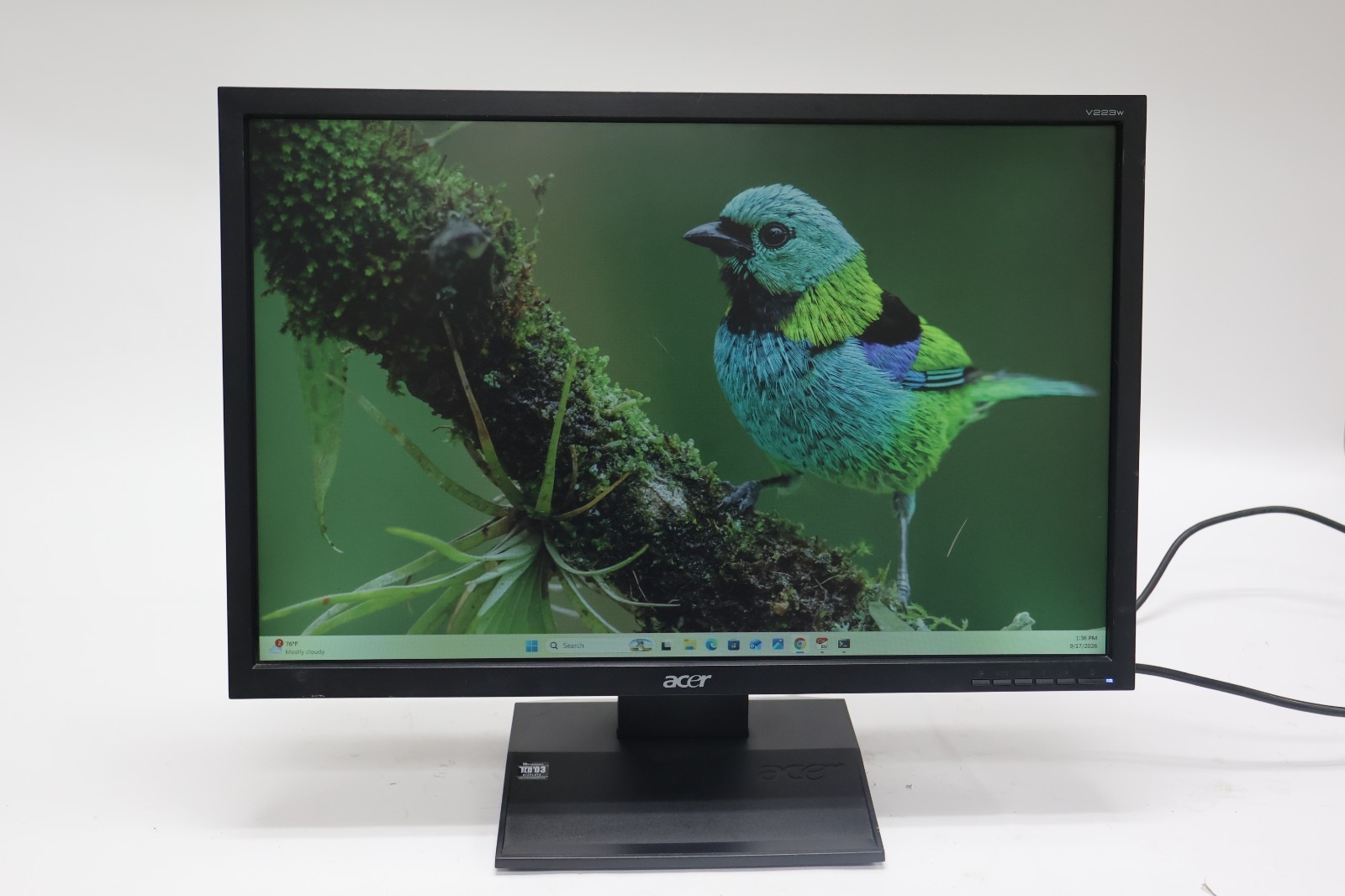 Acer V223W E 22" Widescreen LCD Monitor V223W EJbmd Black Tested Working Well