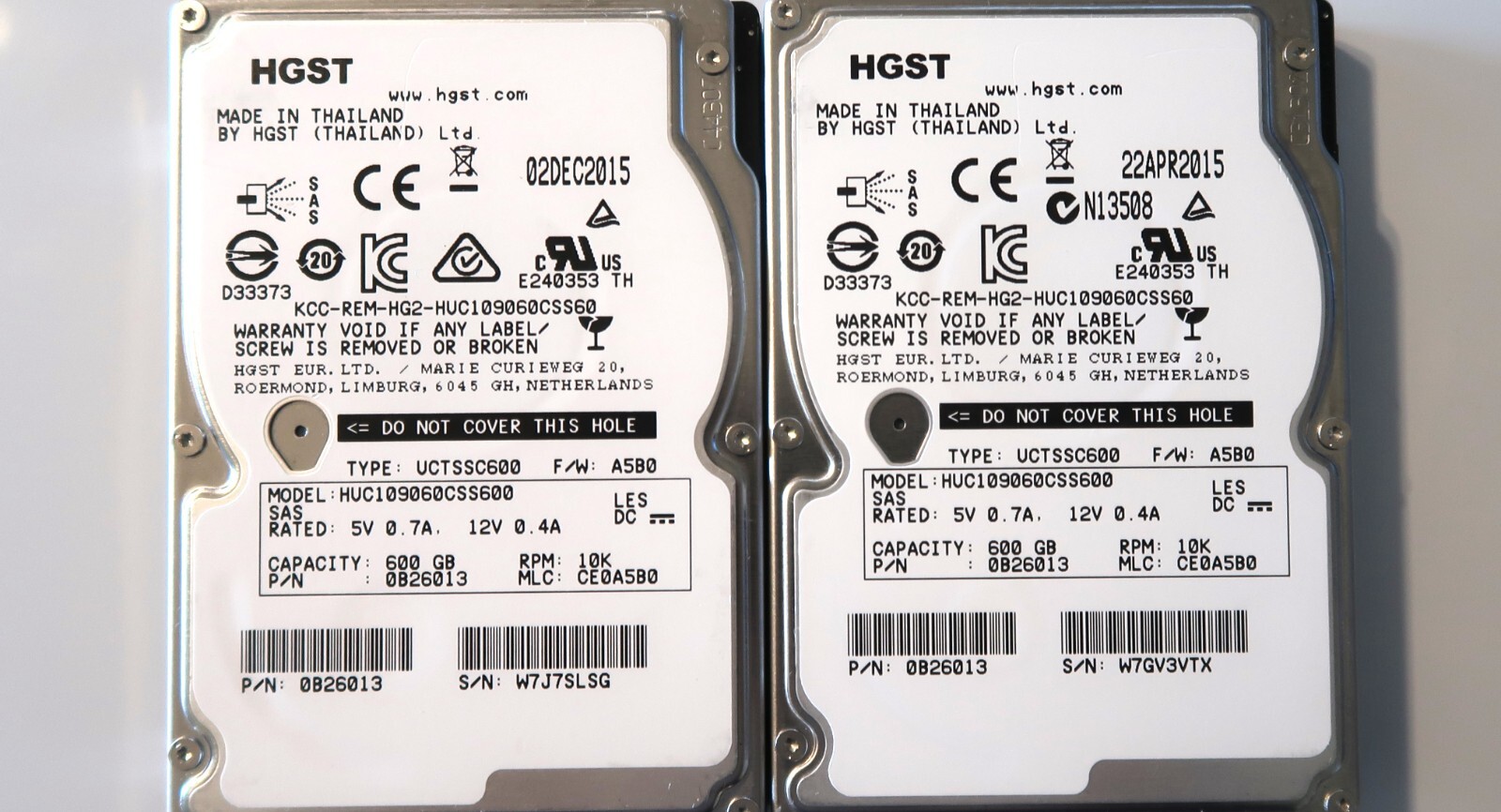 Qty 2 x Hitachi HUC109060CSS600 P/N:0B26013 10k 6Gbps 2.5" 600gb SAS hard drives