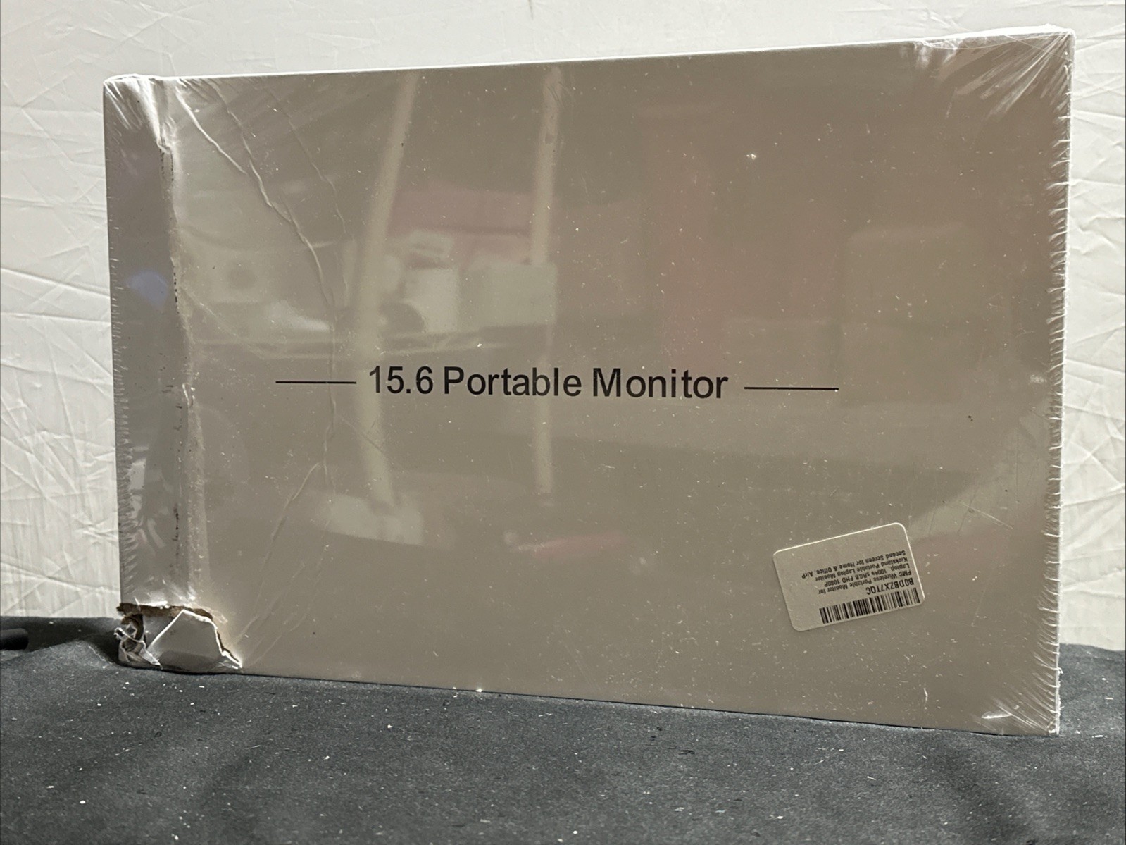 QiMeng 15.6-inch Portable Laptop Monitor, FHD 1920 * 1080 Resolution, Equipped w