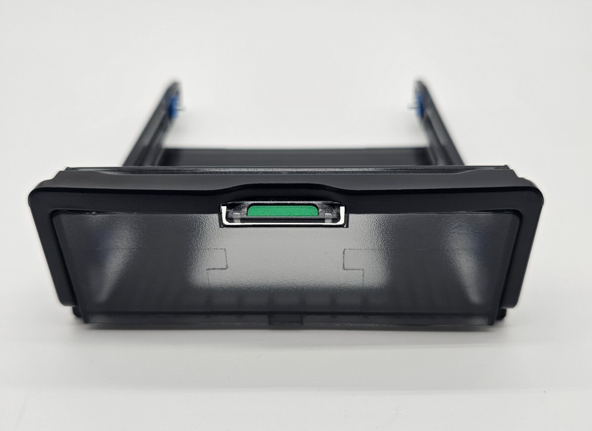 LOT OF 33   HP Z600 Z620 Z800 Z820 Z640 / 3.5" Hard Drive Tray Caddy 506601-002