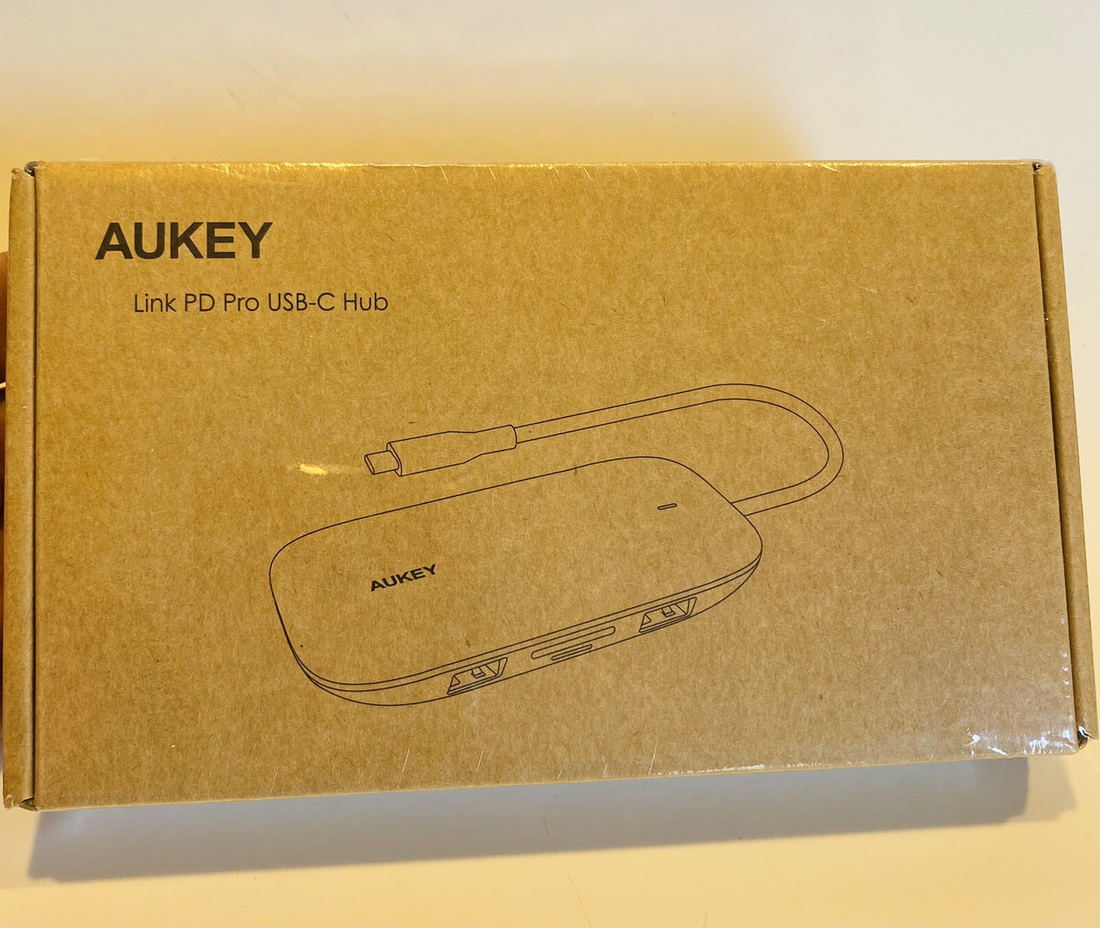 Aukey Link PD Pro USB-C Hub Sealed Pixel Laptop Phone 4oph