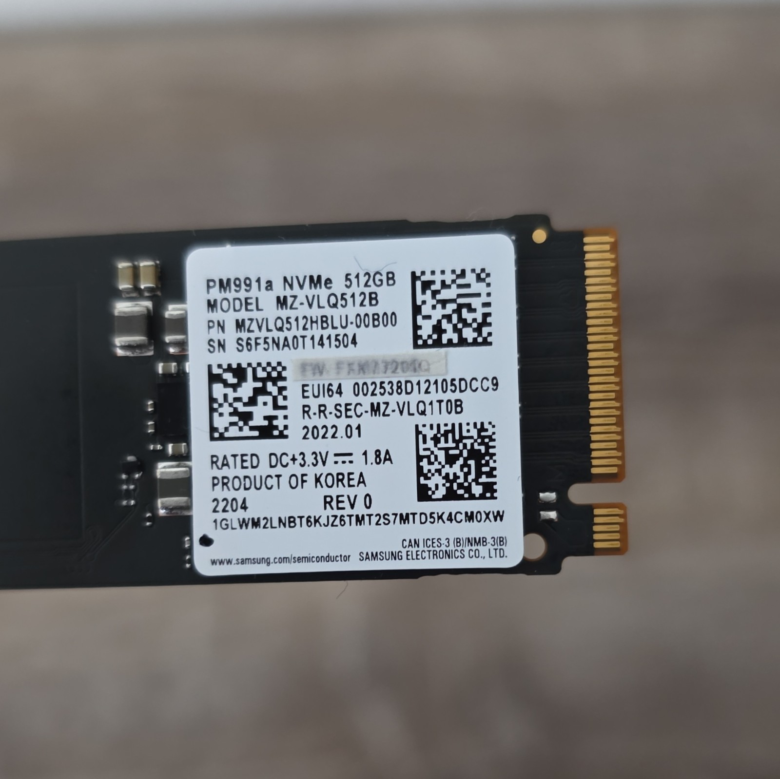 Samsung PM991a 512GB NVMe M.2 Internal SSD Black MZVLQ512HBLU-00B00