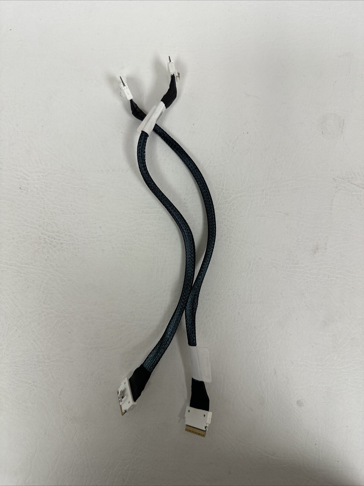 Lot of 2x Genuine SUPER MICRO CBL-SAST-1231-85 Cable 1.0 672042428236