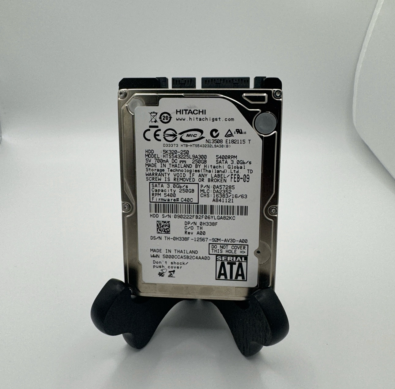 Hitachi Travelstar 5K320 HTS543225L9A300 250GB Internal 5400RPM 2.5" - 1050