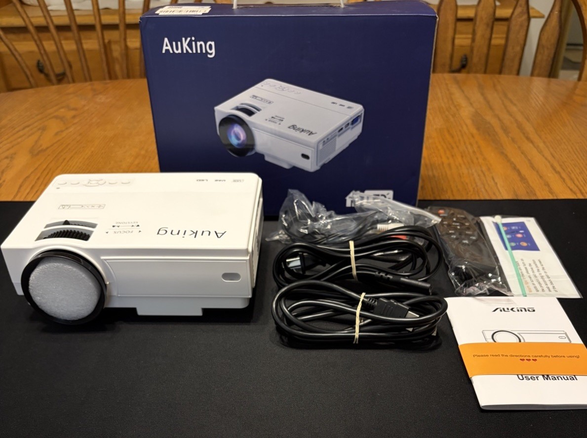 AuKing M8-F Mini LCD Projector 1080p HDMI USB VGA 16:9 White Remote Cables