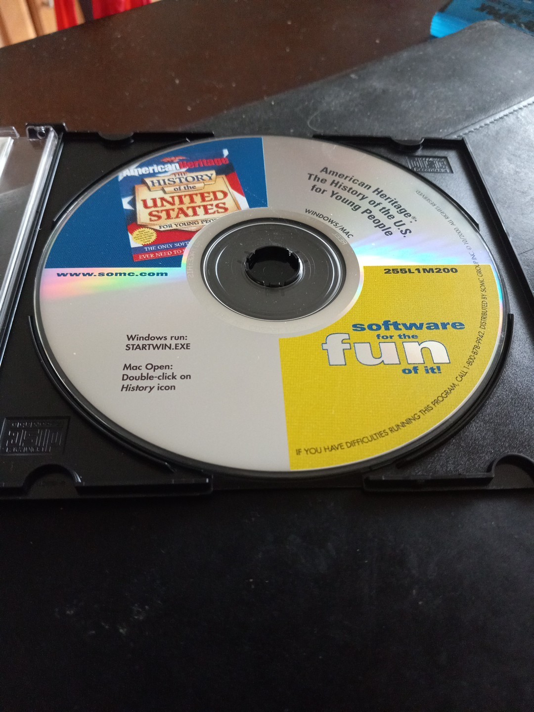 American Heritage: The History Of The U.S. - For Young People. CDROM in Case.