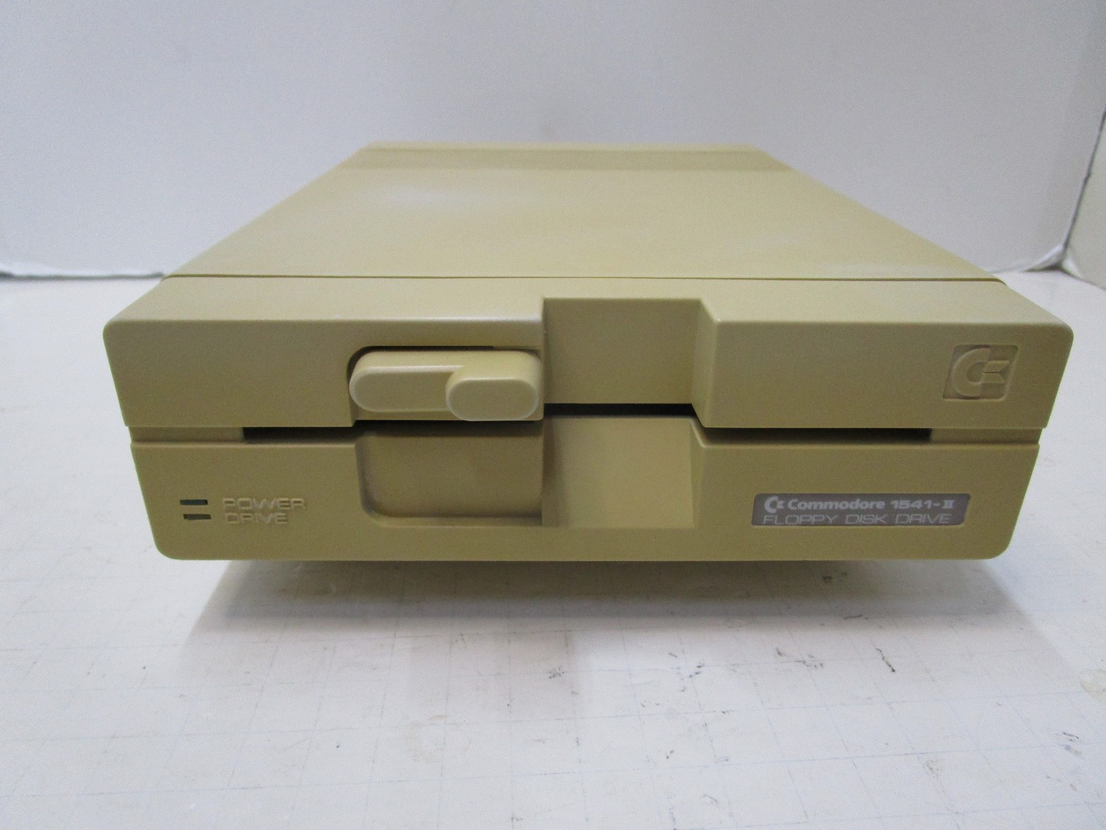 COMMODORE 1541-II FLOPPY DRIVE FOR C64 64C 128 TESTED AND WORKING LX53 💾