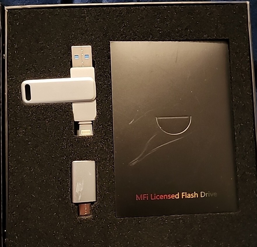 BLANBOK+ MFi Certified 128GB Photo Stick iPhone Flash Drive USB Memory Stick