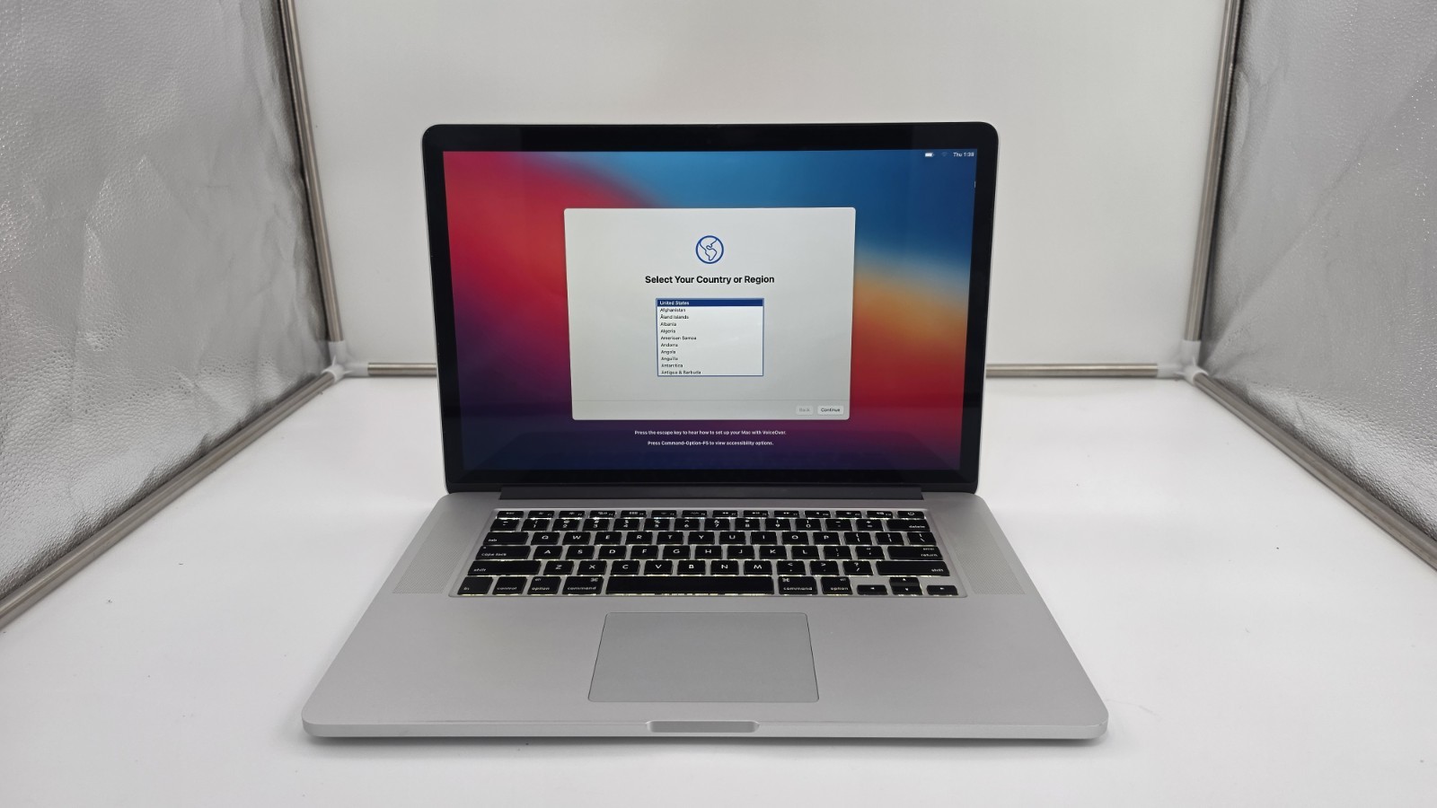 Apple MacBook Pro 15" 2013 i7 8GB 256GB SSD A1398 15.4"