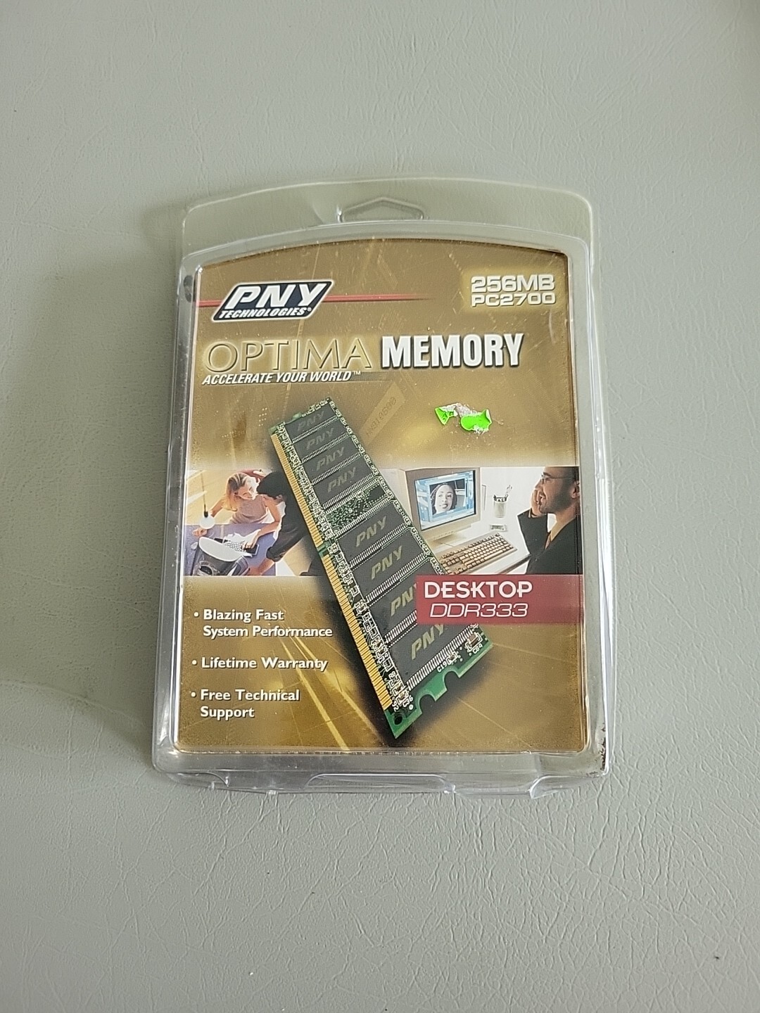 PNY Optima Memory Desktop DDR 333.  256MB DDR  DIMM, N 32 WND PO 123492.4