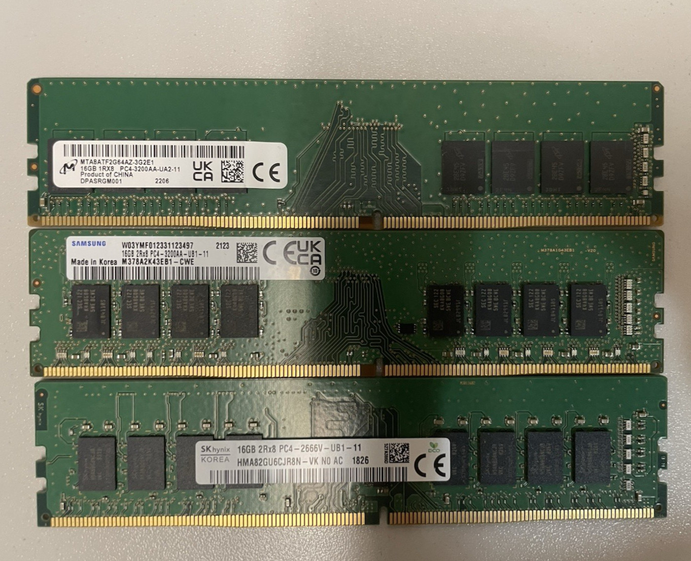 Lot of 3 16GB DDR4 2666/3200 2Rx8 UDIMM Samsung Micron SK hynix