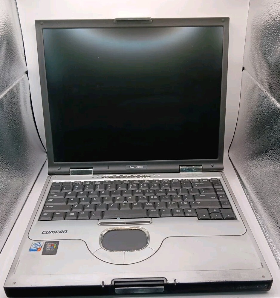 14" Compaq Evo N800c Intel Pentium 4 2.0GHz/1GB RAM/DVD/No HDD/Cord