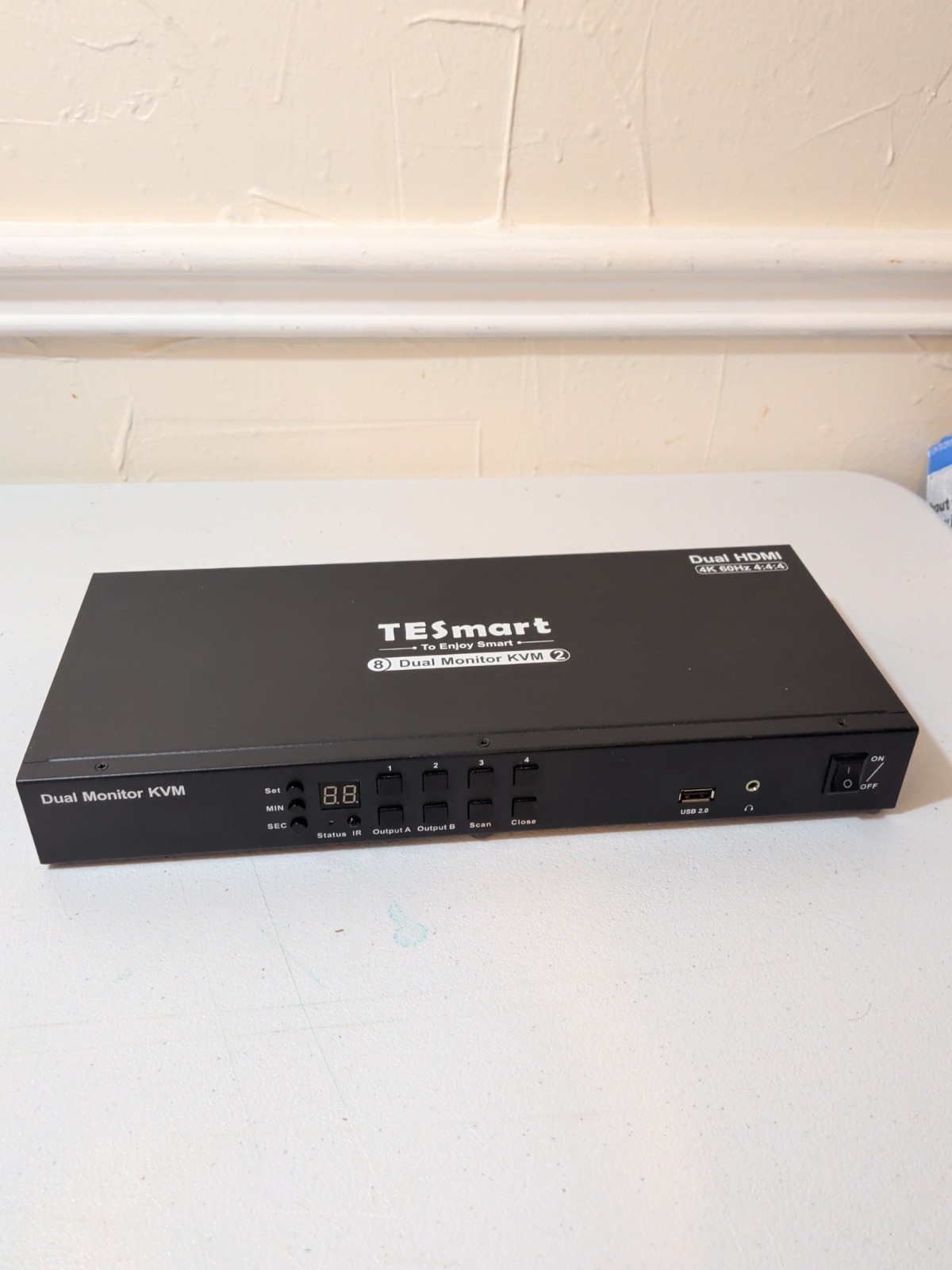 TESmart Duel Monitor Switch (HKS0802A1U) KVM Switch 8 Dual Monitor KVM 