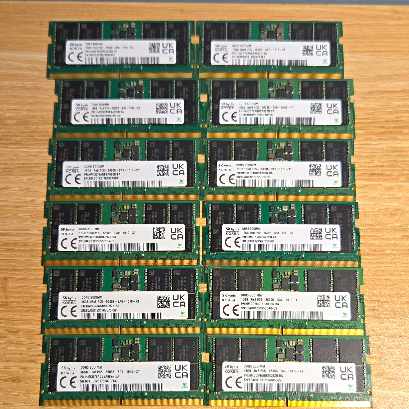 lot of 12 SK hynix 16GB DDR5-5600 SO-DIMM 1Rx8 PC5-5600B Non-ECC HMCG78AGBSA095N