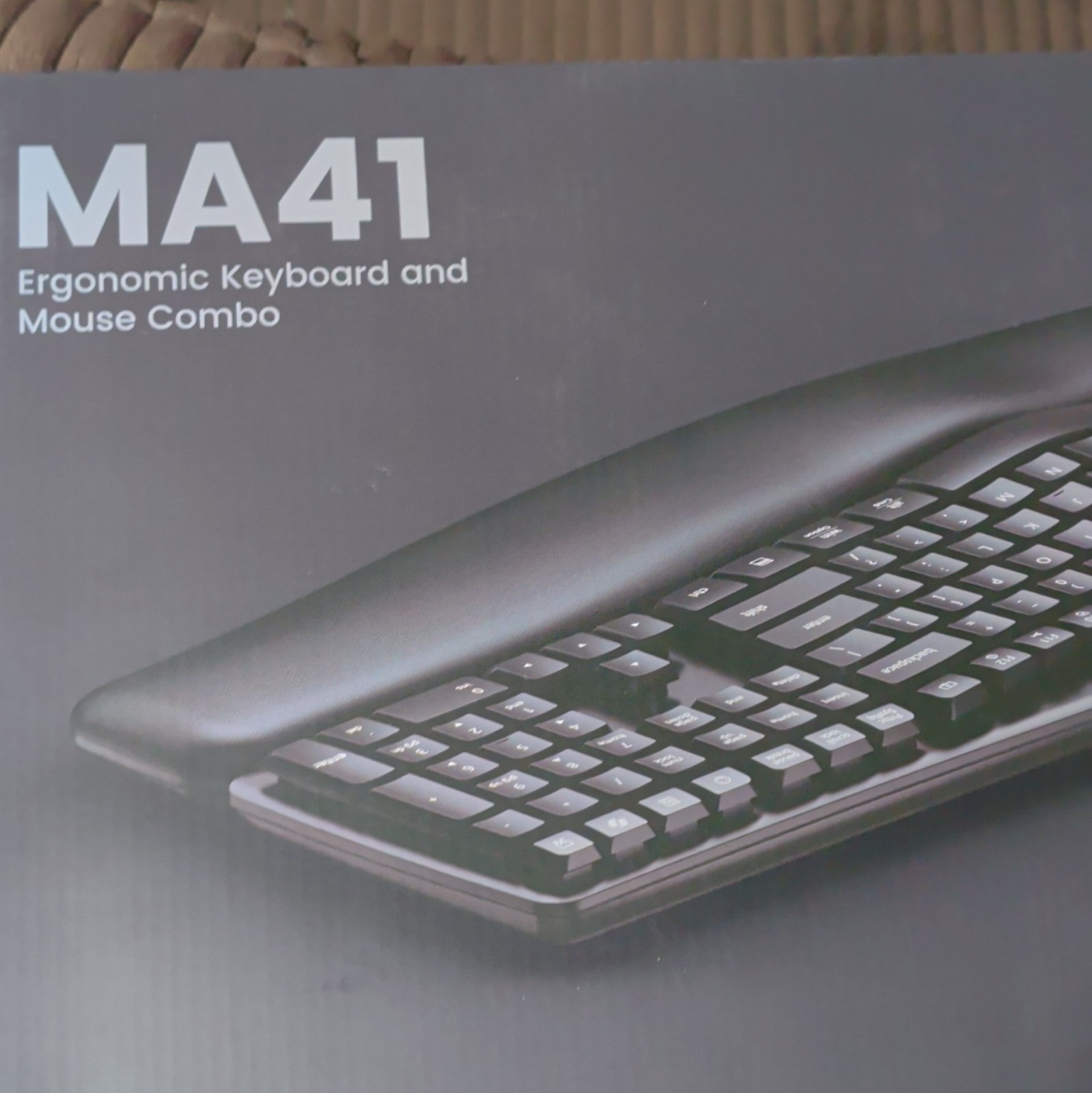 Sablute MA41 Ergonomic Wireless USB Keyboard & Mouse Combo w/ Wrist Rest, Black
