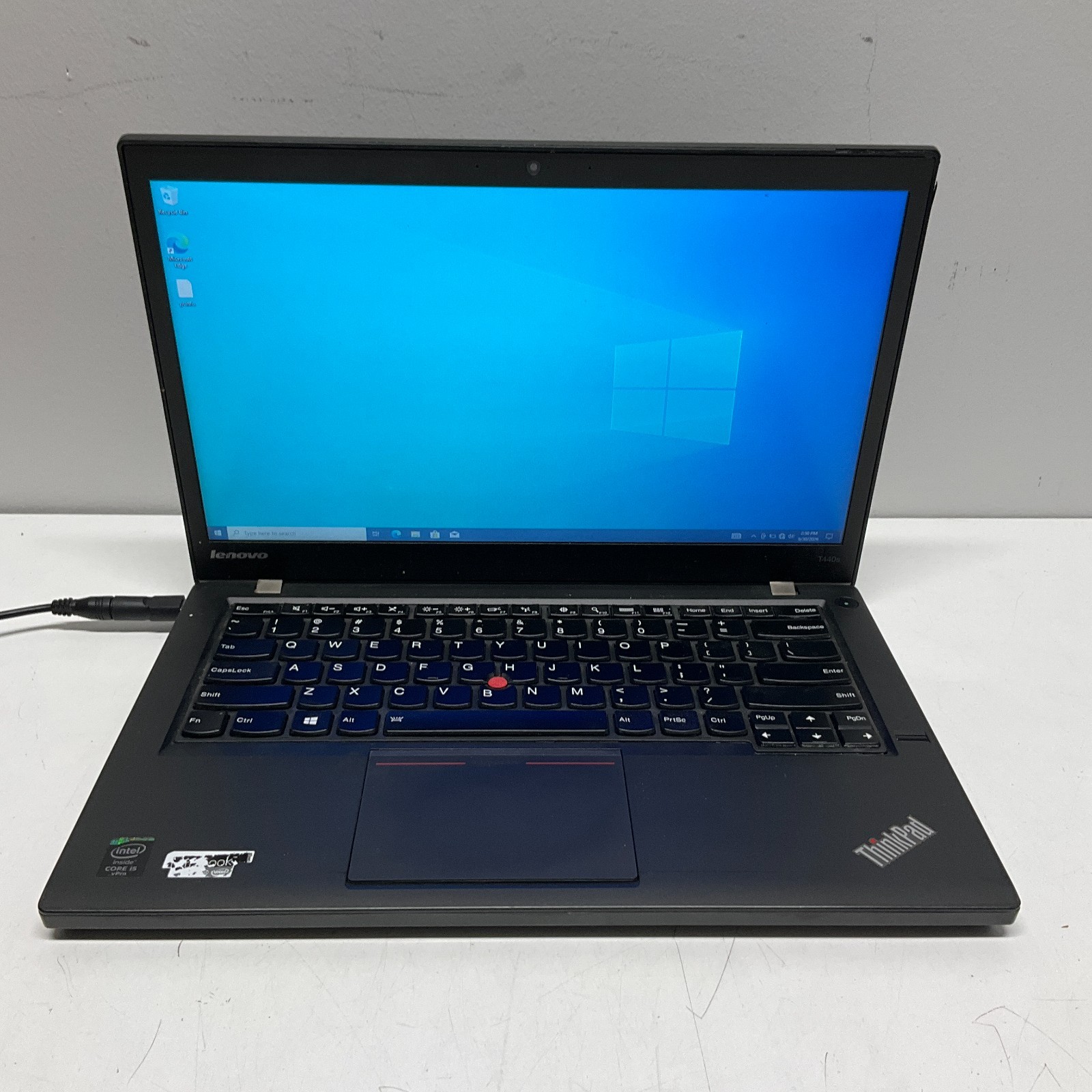 Lenovo ThinkPad T440S Intel i5-4300U 1.9GHz 4 GB 128GB SSD Windows 10 Pro