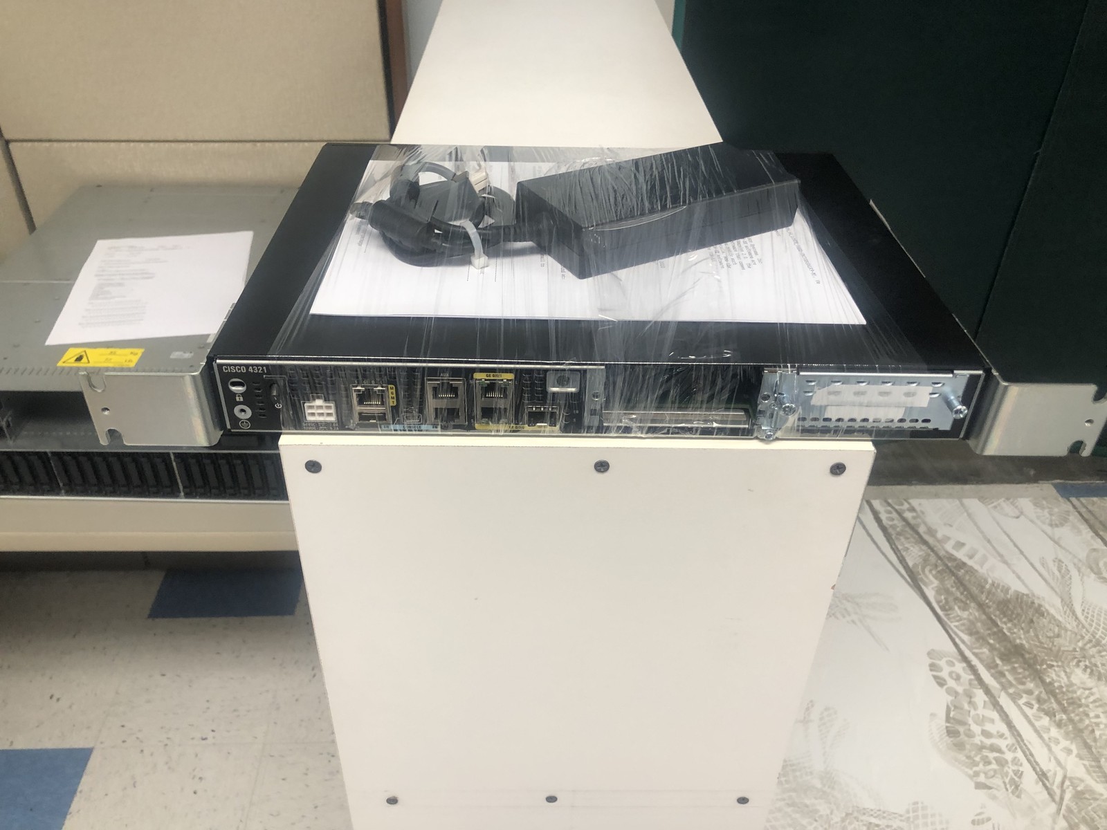 Cisco ISR4321-AX/K9 ISR 4321 AX Bundle w/APP, SEC lic