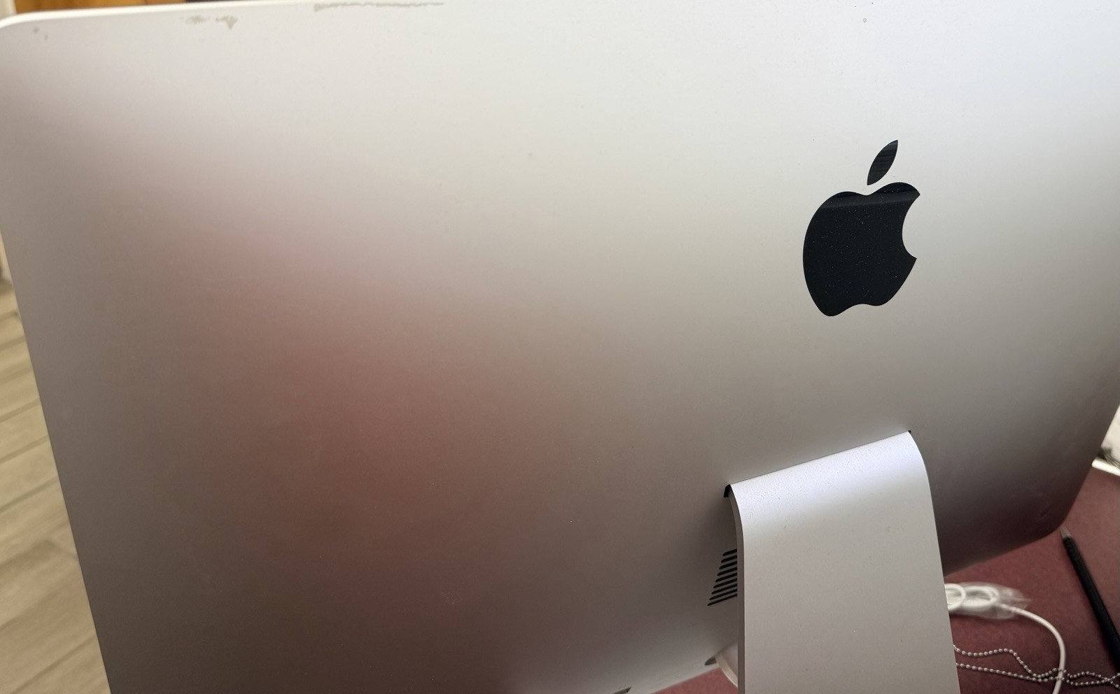 Apple iMac All-In-One Desktop Silver macOS Catalina for Office Casual Use