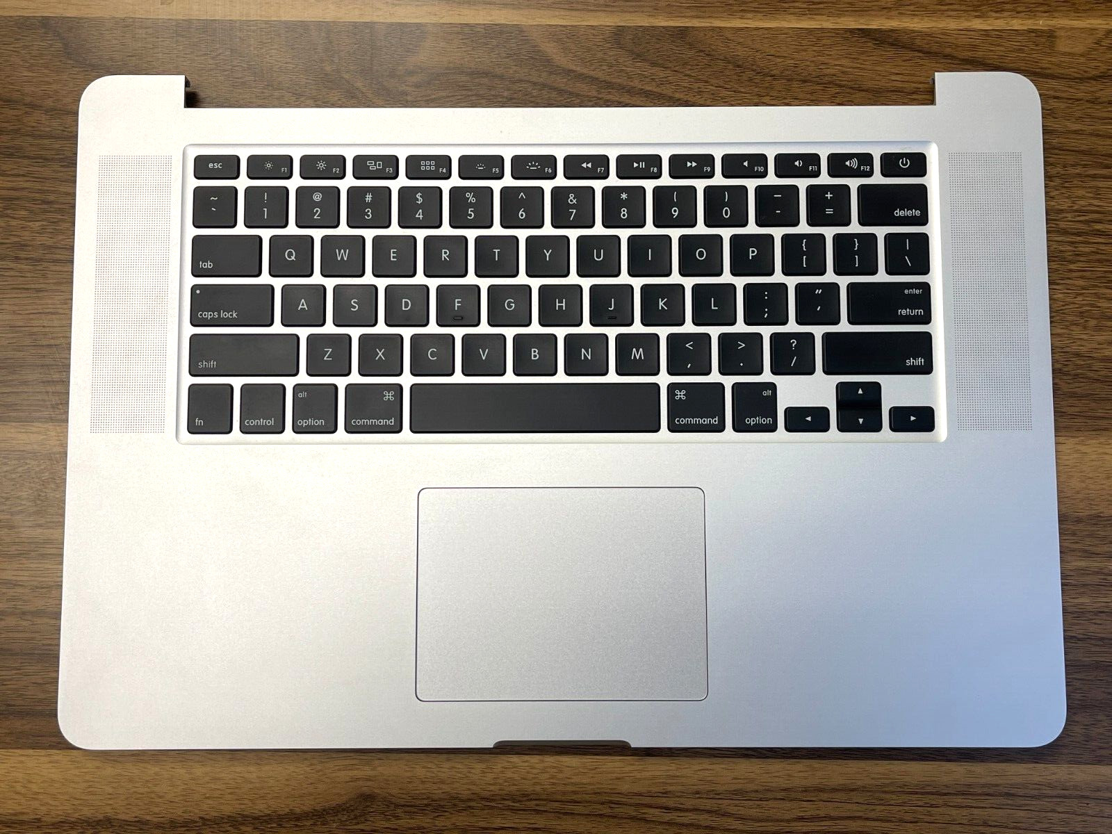 MacBook Pro 15' A1398 Late 2013 2014 Palmrest + Touchpad + Keyboard + Good Bat