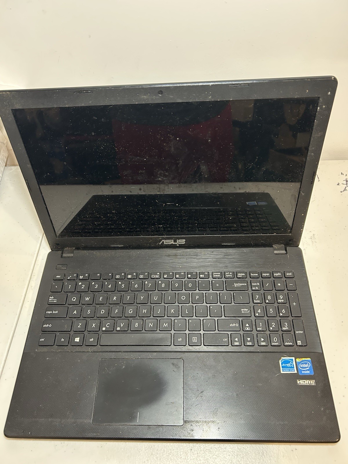ASUS D550M Laptop Responsive Keyboard Missing DVD Drive No Charger Untested