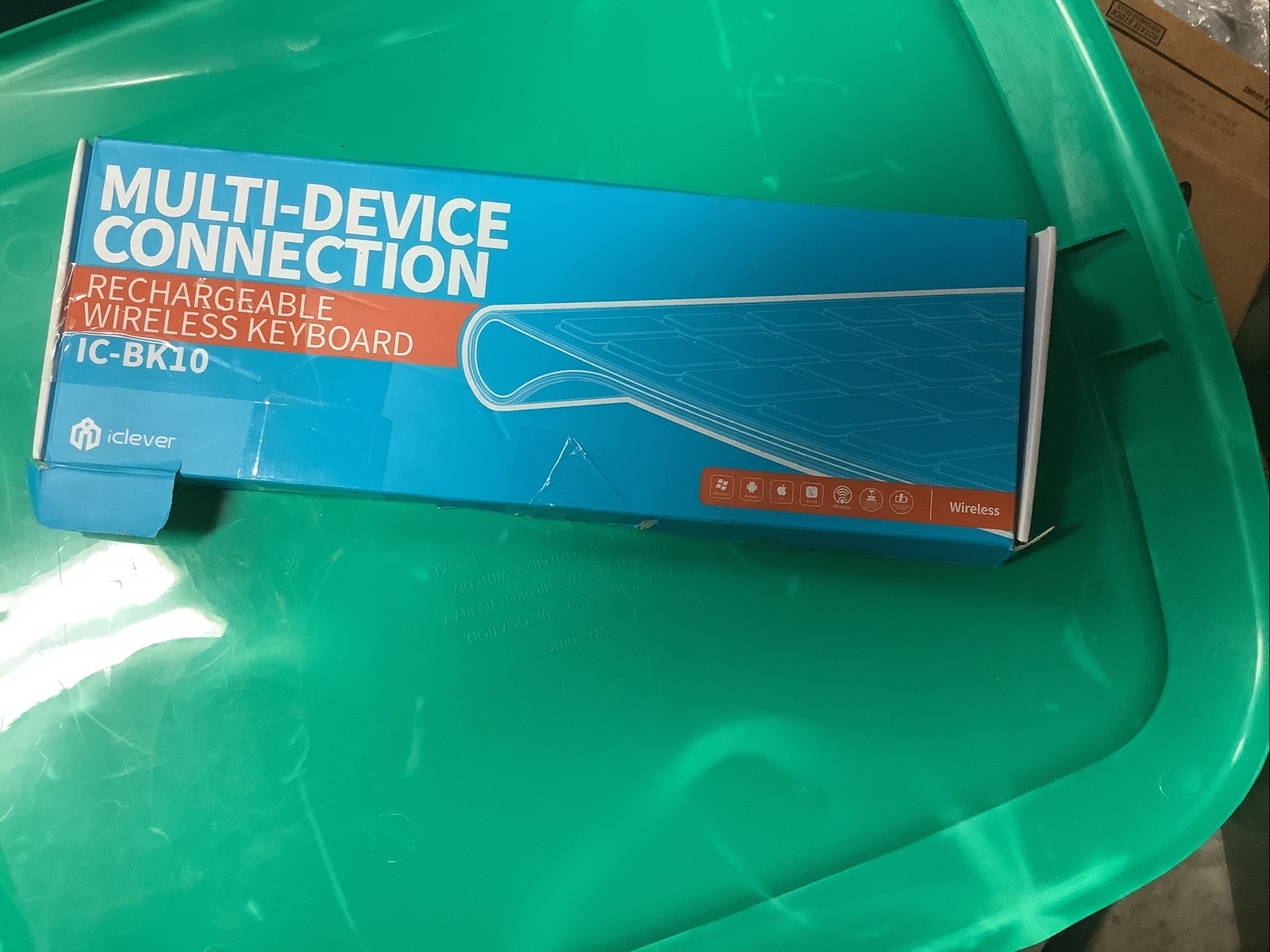 iClever IC-BK10 Multi Device Connection Rechargeable Wireless Keyboard