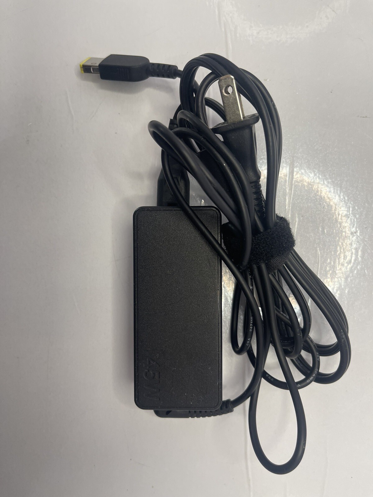 LENOVO 45N0297 20V 2.25A 45W Genuine Original Square AC Power Adapter Charger