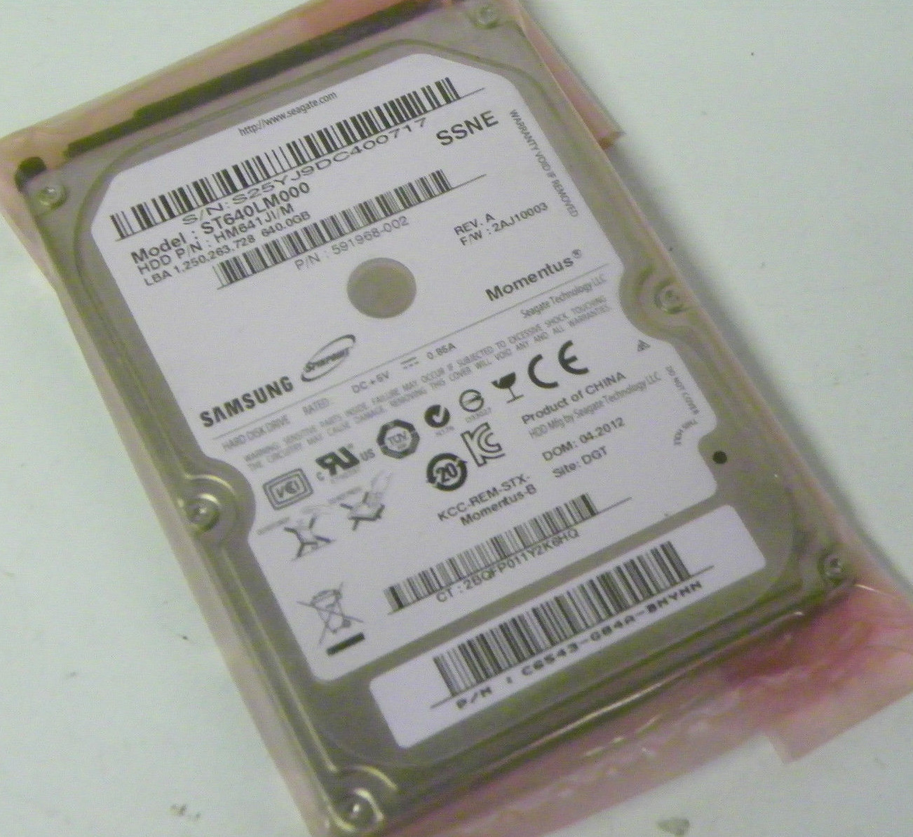 Samsung ST640LM000 P/N:HM641JI/M FW:2AJ10003 640GB 2.5" SATA Hard Drive
