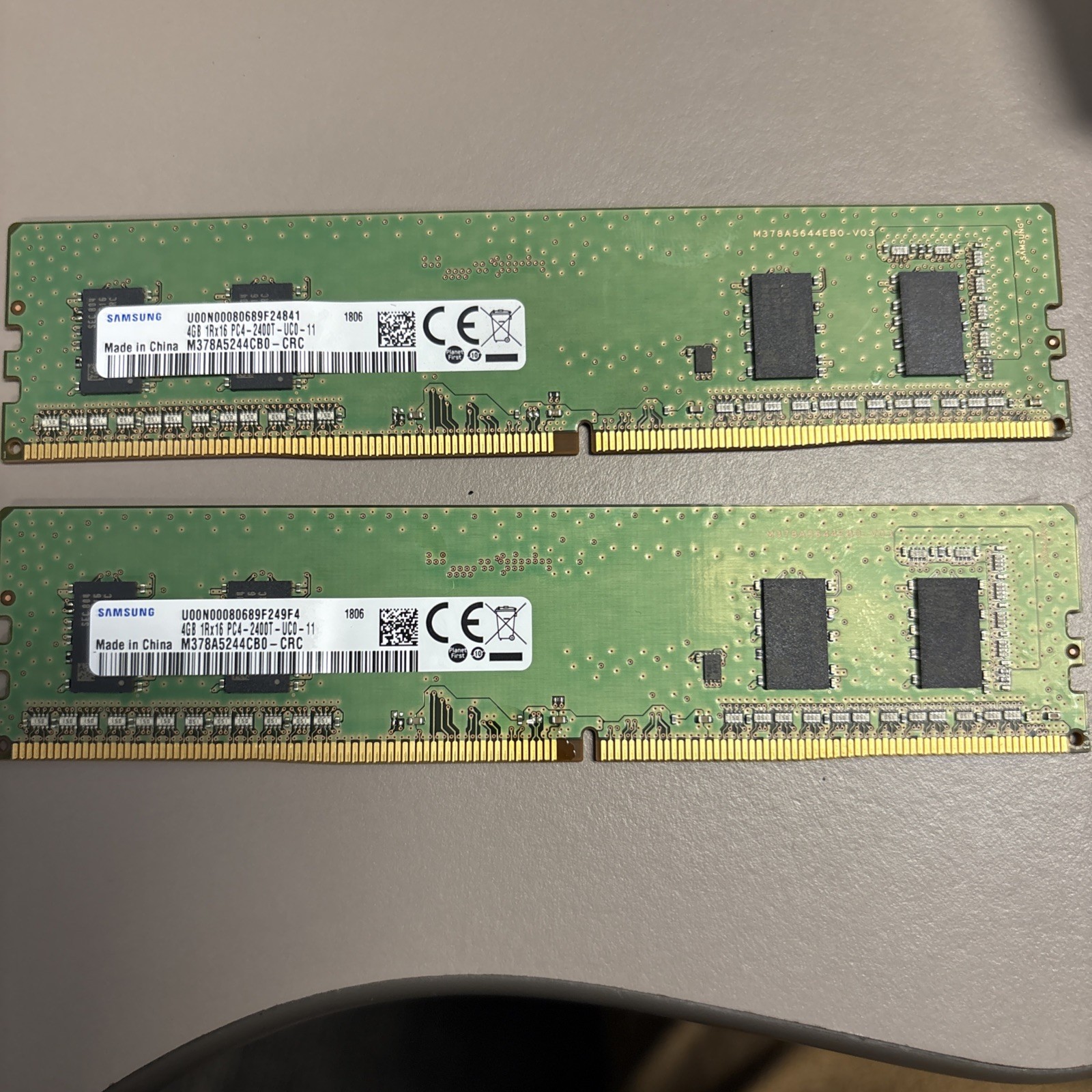 8GB DDR4 PC4-2400  (2 X 4GB) Samsung Desktop Memory Kit