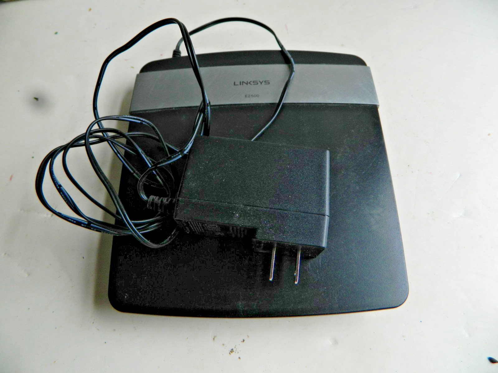Cisco Linksys E2500  Router