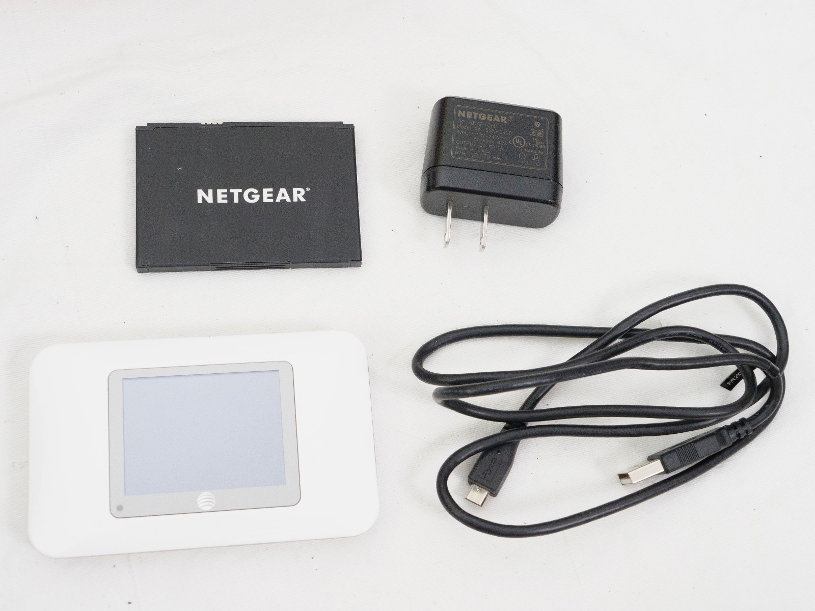 Used Netgear Unite Aircard 770S 4G Unlocked Hotspot Mobile WI-FI Modem