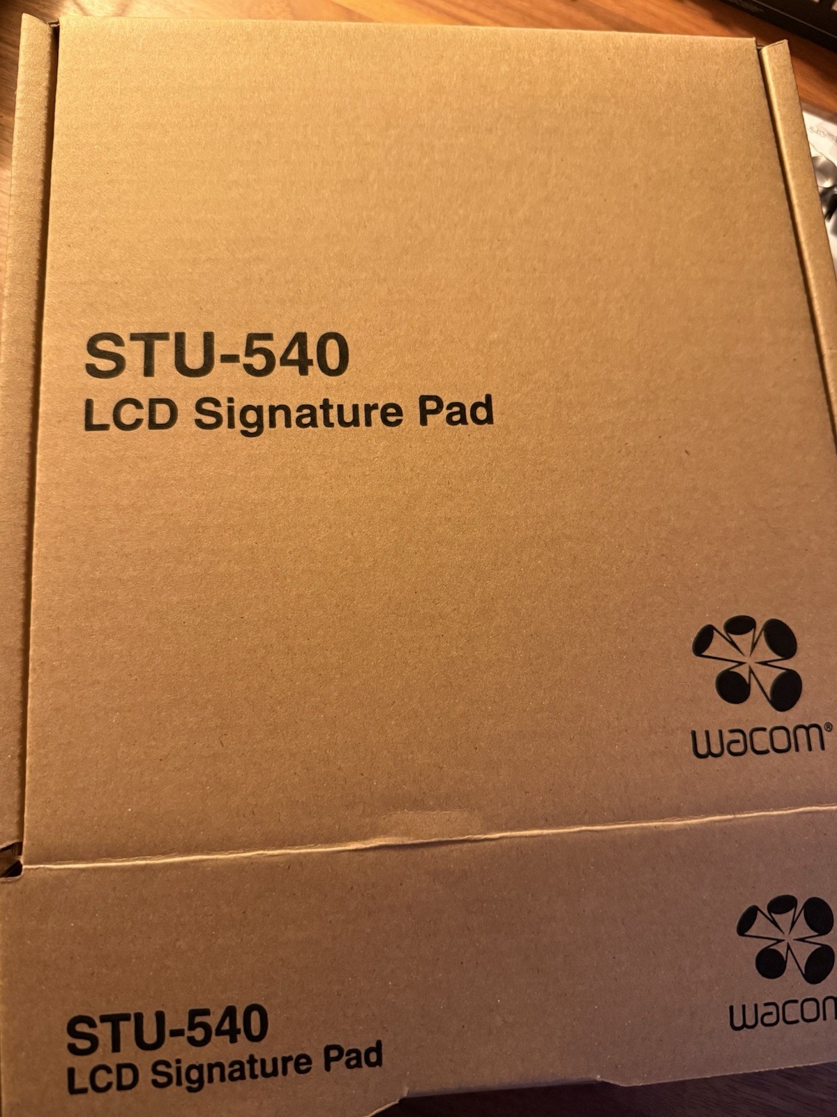 Wacom STU-540 5" High-res Color Screen Signature Pad, 2540 lpi, 1024 Pressure
