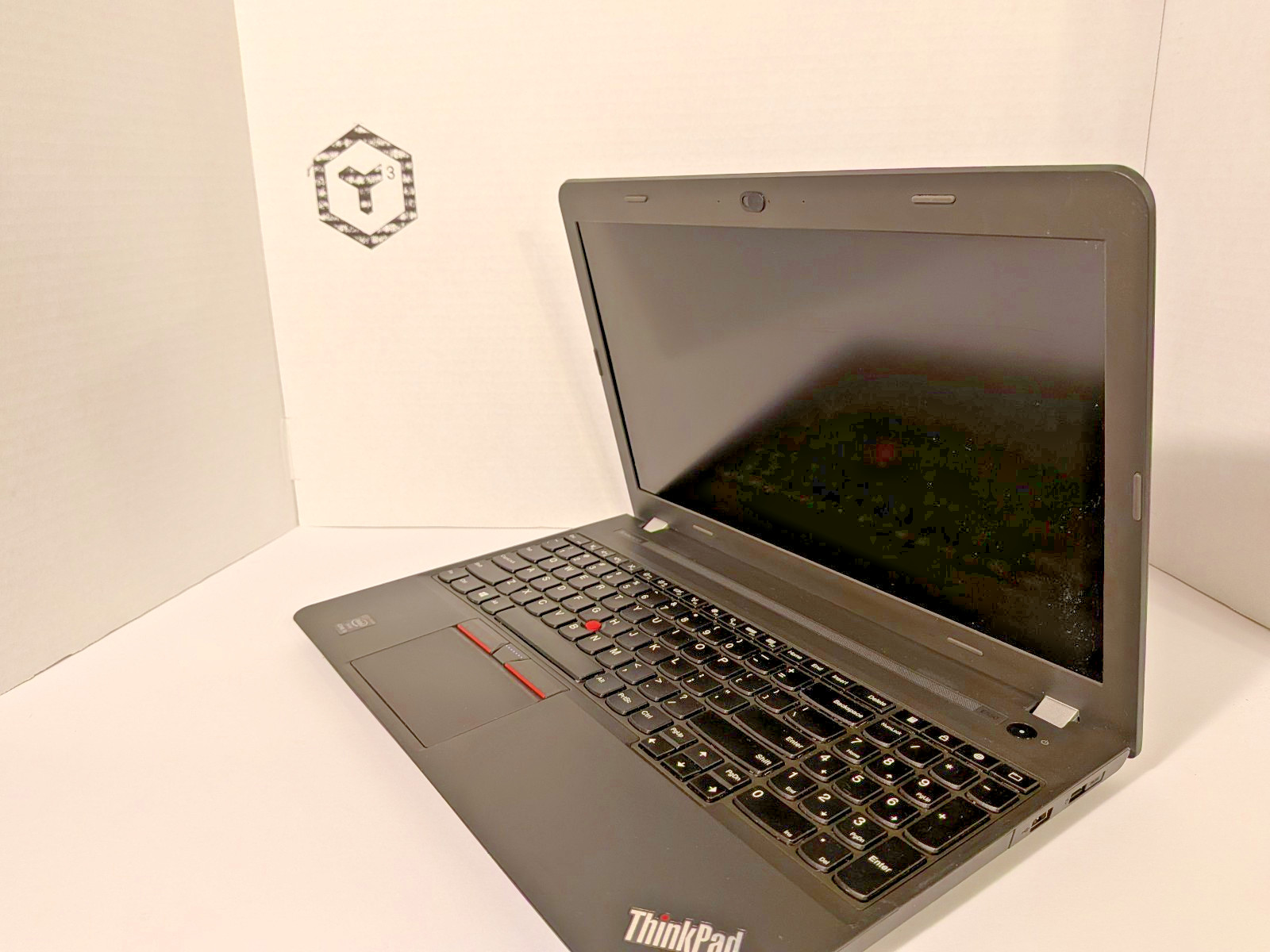Lenovo ThinkPad E550 | 16GB RAM | 256GB SSD | Great Intro to Linux | Classic