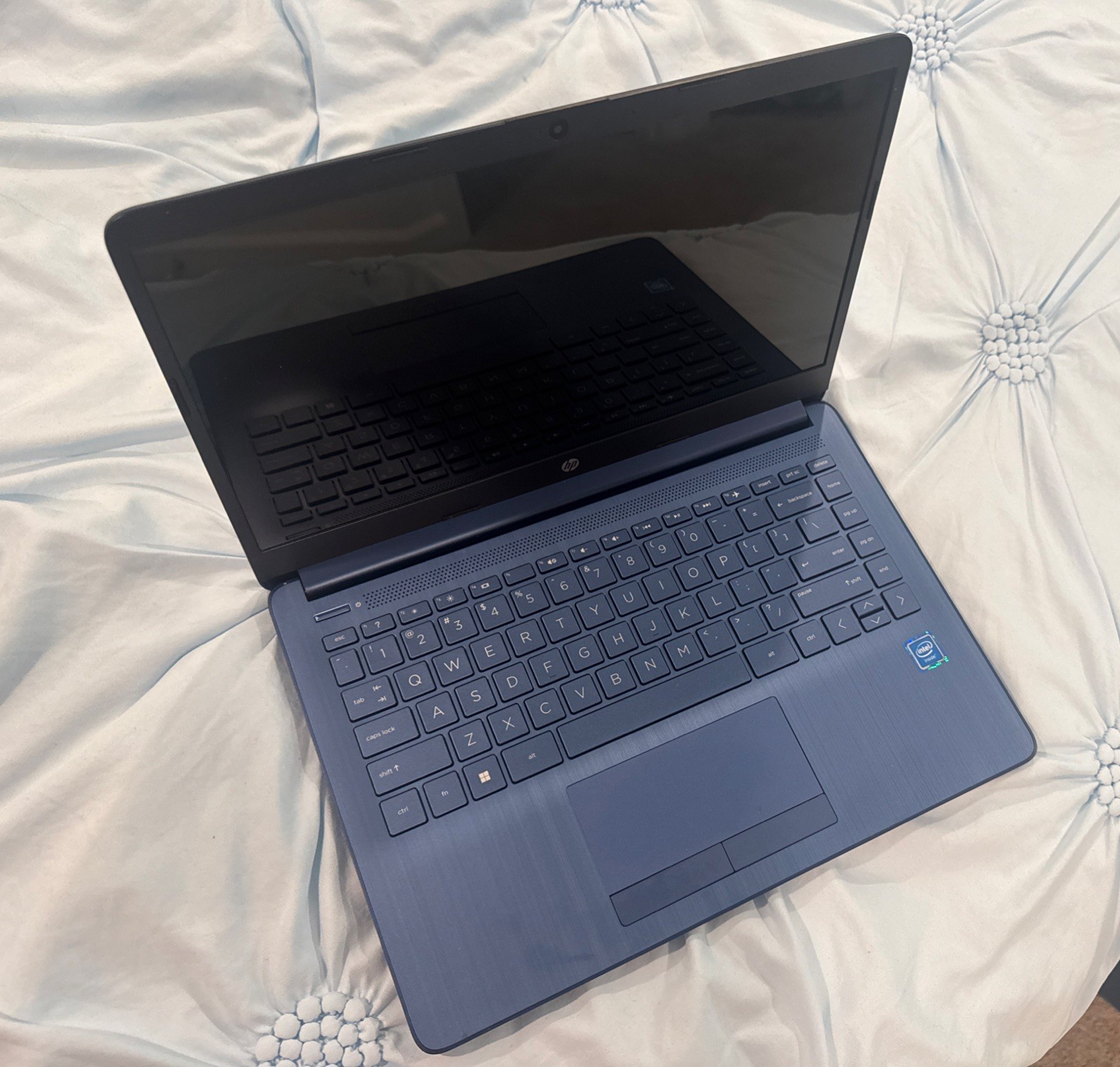 HP 14-cf2703ds 14" (64GB eMMC, Intel Celeron N1420 4GB RAM) Laptop