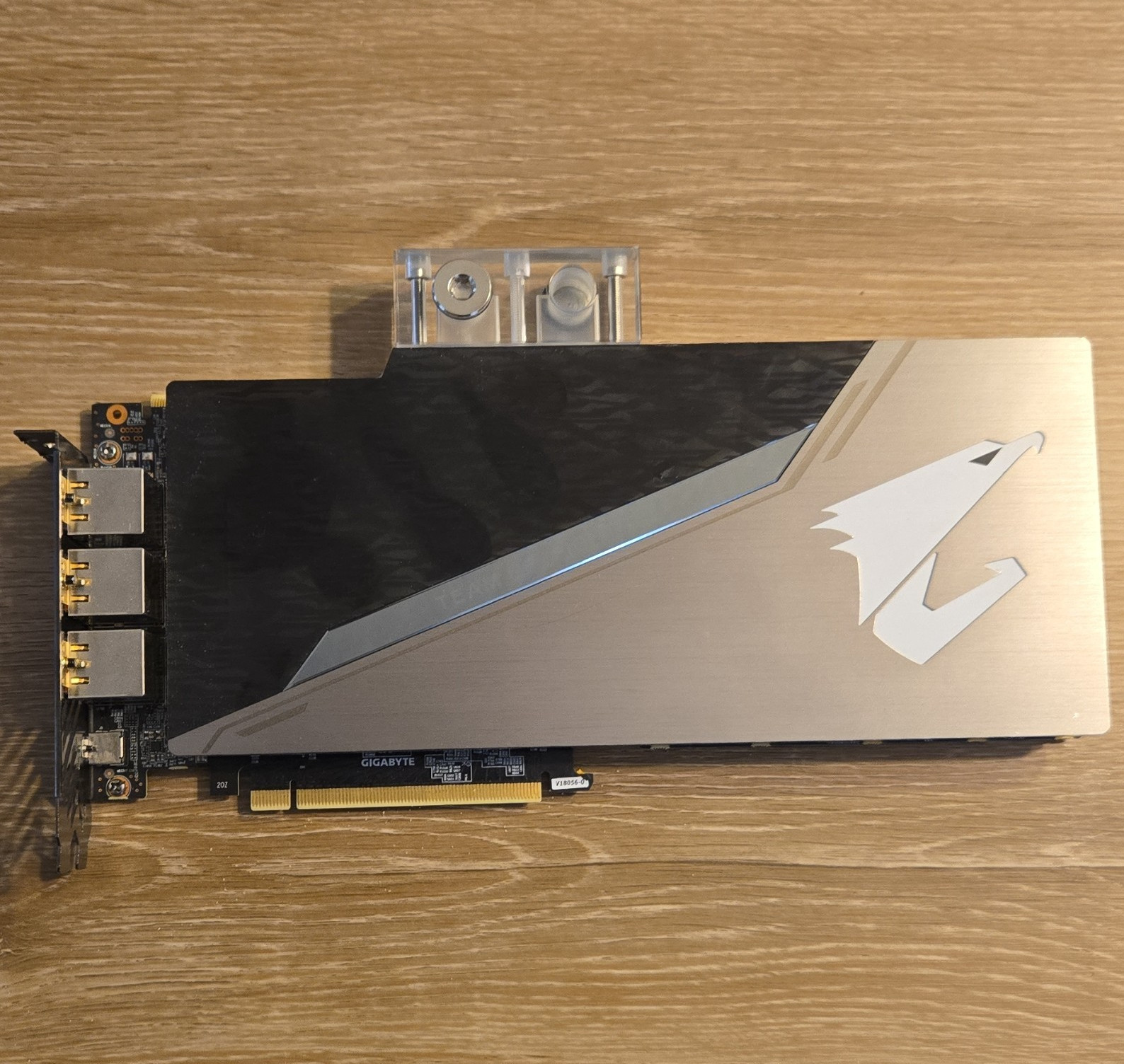 GIGABYTE AORUS GeForce RTX 2080 Xtreme WATERFORCE WB 8G Graphics Card