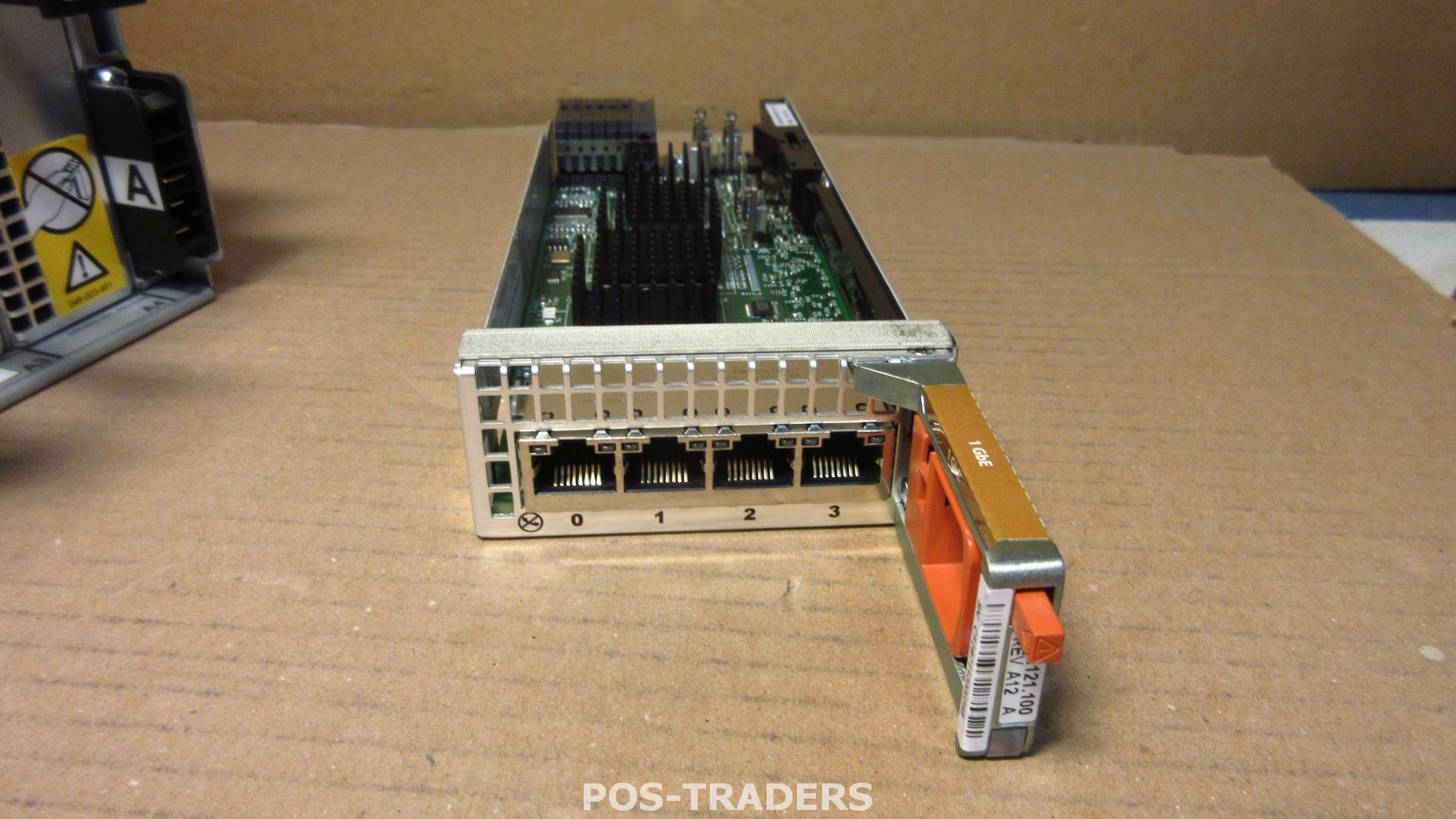 EMC 303-121-100 - EMC 4-Port 1G Ethernet IO Module - FROM EMC TRPE VNX5300