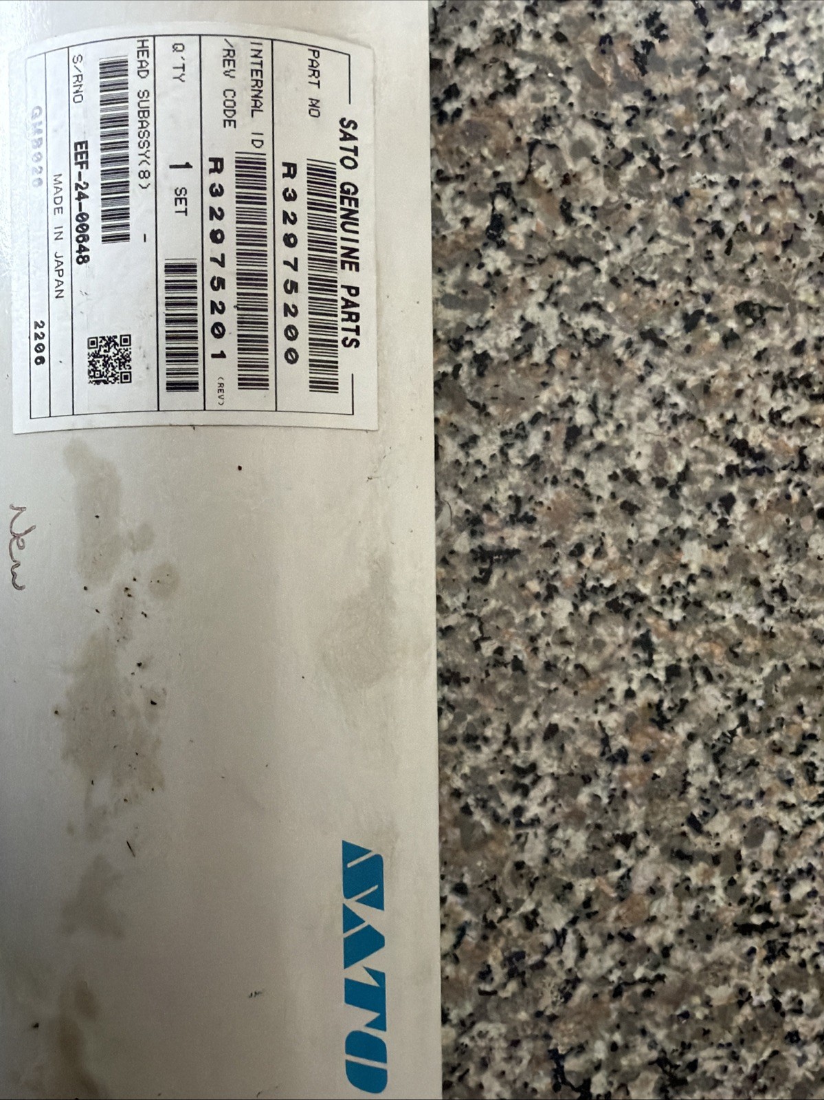  SATO **ORIGINAL** Printhead KST-172-8TAO8-SKK 203DPI Printhead NEW **US SHIP**
