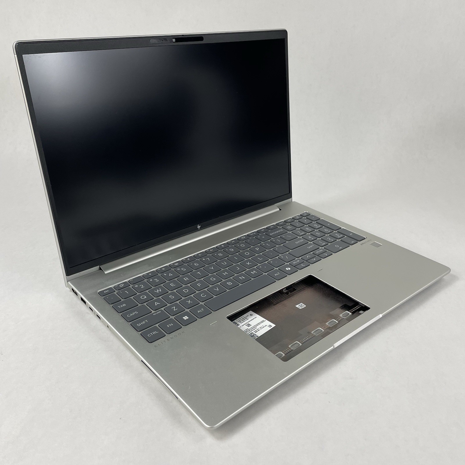 HP EliteBook 665 G11 16" Ryzen 7 Pro 7735 2.70GHz 8GB RAM No SSD/OS/AC/Batt/Tpad