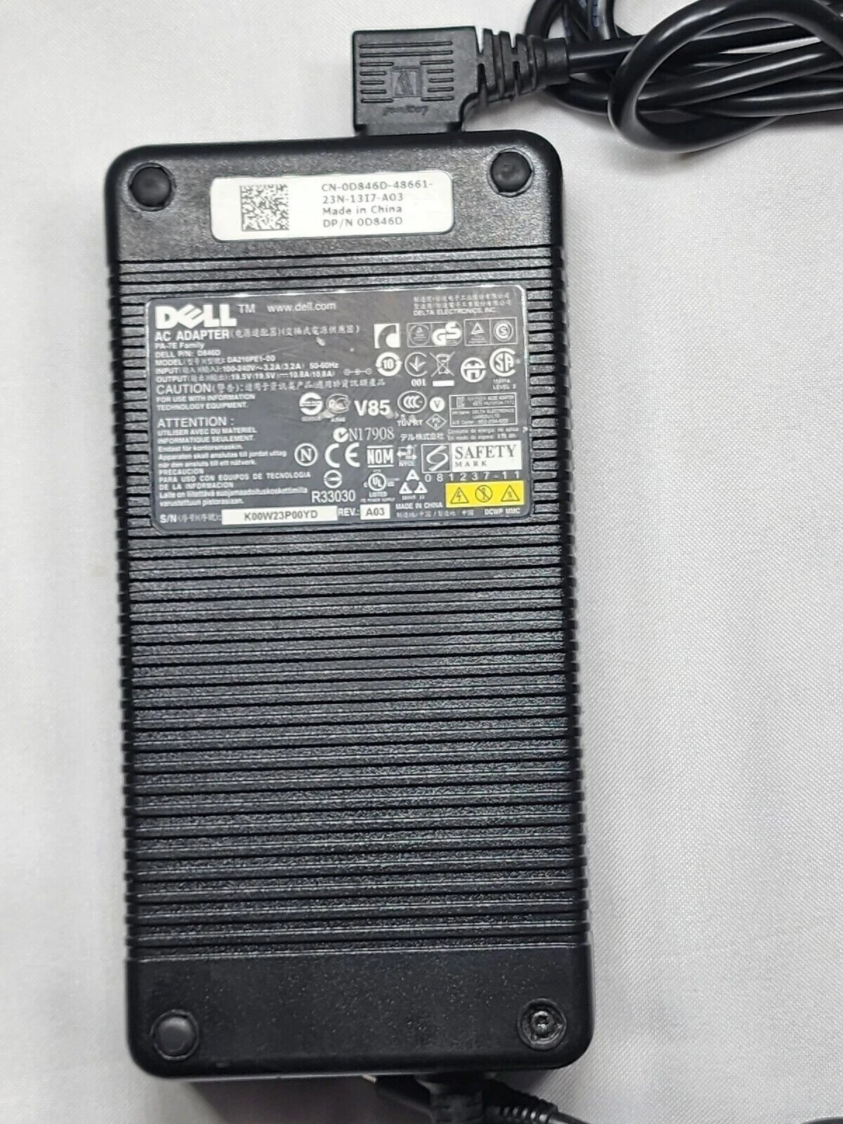 NEW Dell Genuine 210w ac adapter charger precision M6400 M6500 M6700 pa-7e OEM