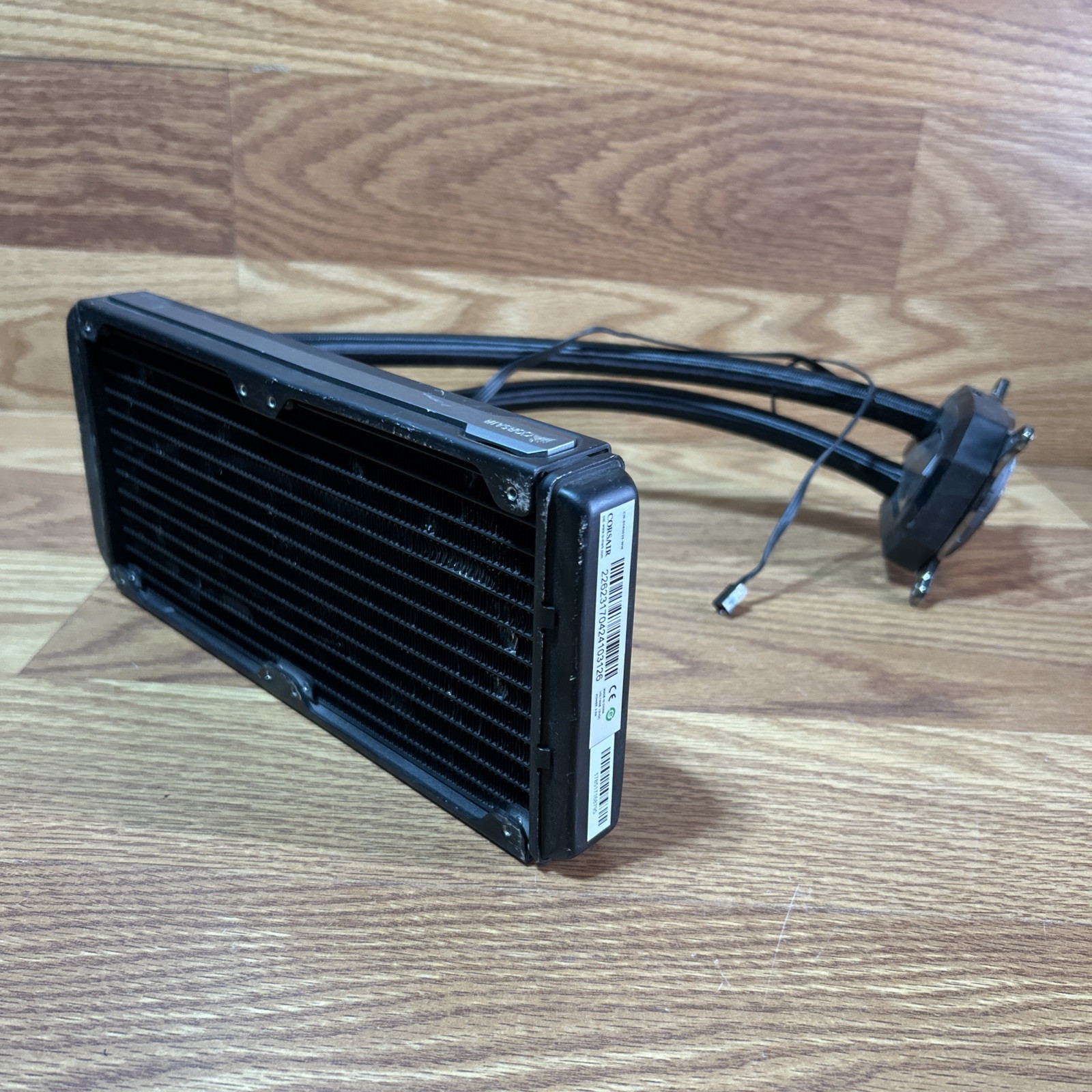Corsair Hydro Series H100i RGB Platinum 240mm Liquid CPU Cooler (CW-9060025-WW)